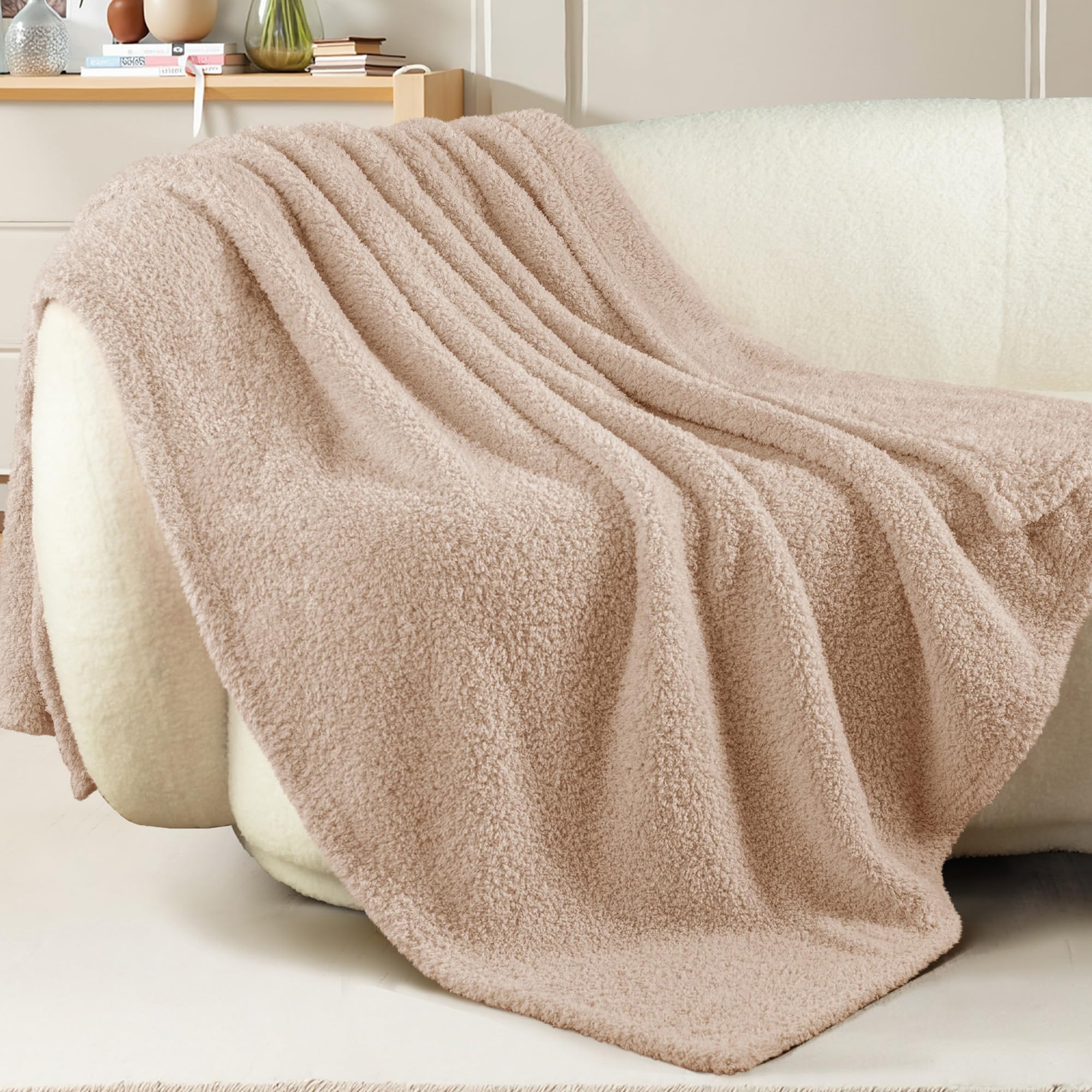 Exclusivo Mezcla Fleece Throw Blanket for Sofa Couch Soft Lightweight and Fluffy Bed Blankets