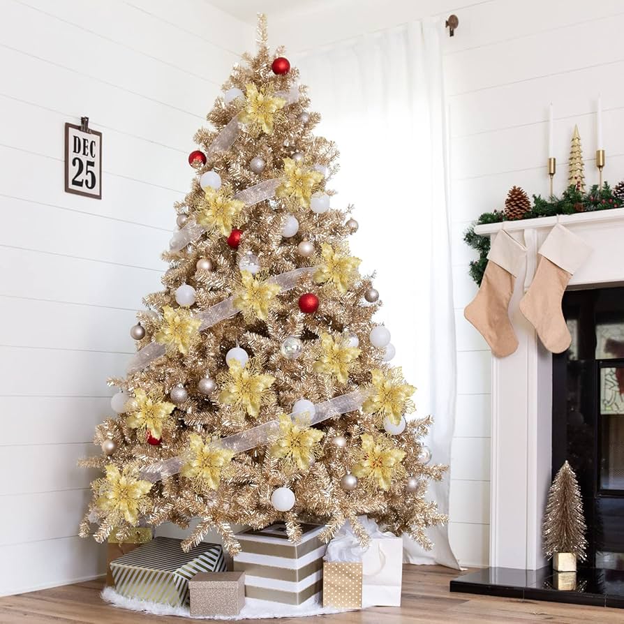 淡いゴールドのポインセチアとクリスマスローズのリース  クリスマスリース 淡いゴールドのポインセチアとクリスマスローズのリース