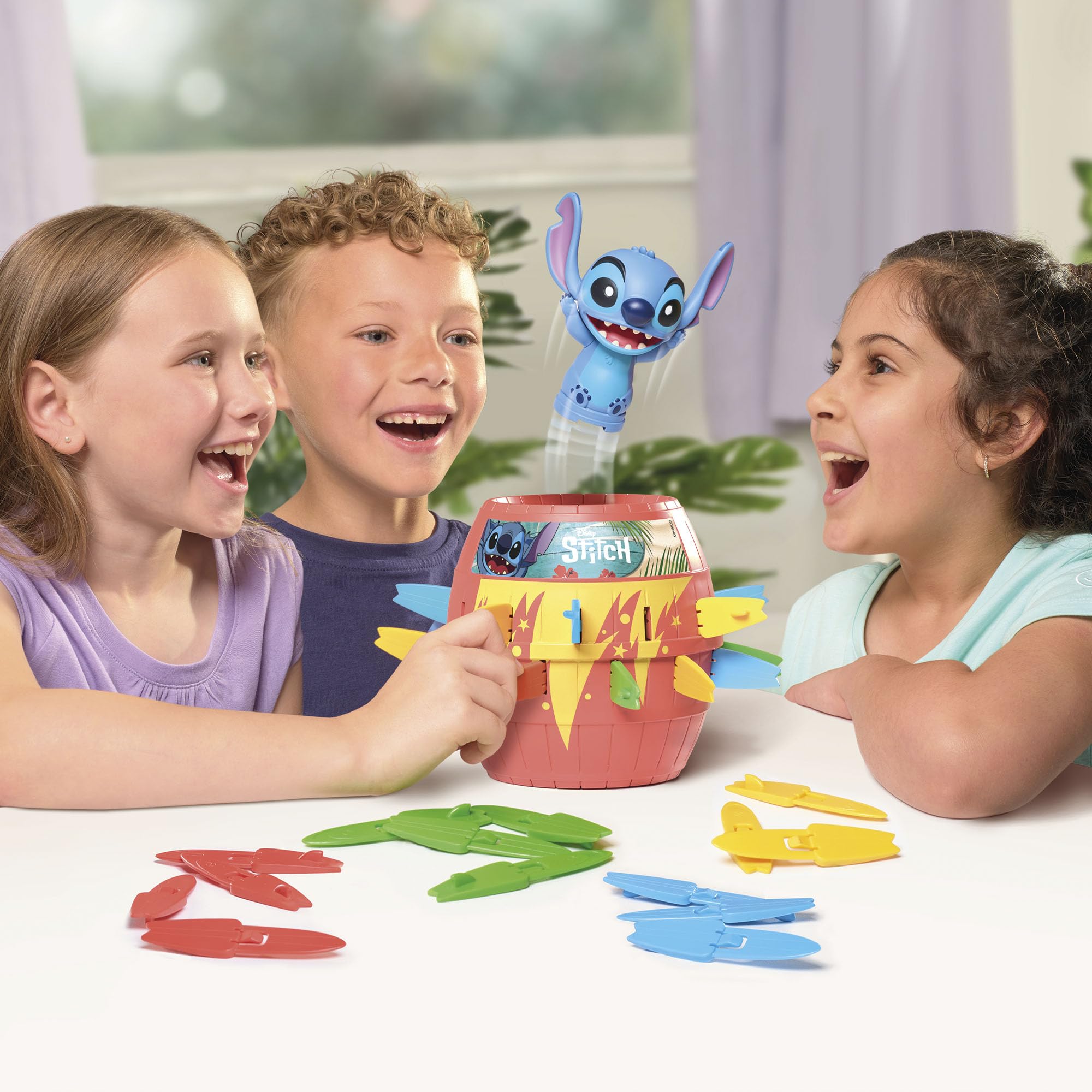 Bizak Salta Stitch, Salta Pirata con Stitch, Juego de acción con Tablas de Surf, (30693772)