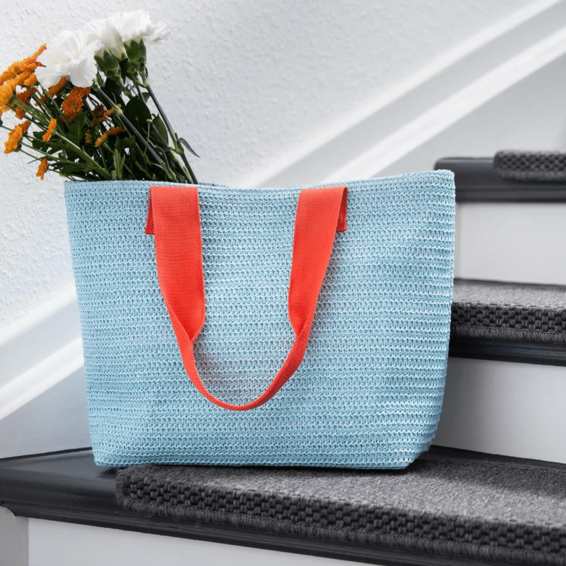 REMEMBER Korbtasche "Pale blue" mit Druckknopf aus Papierstroh und Baumwolle