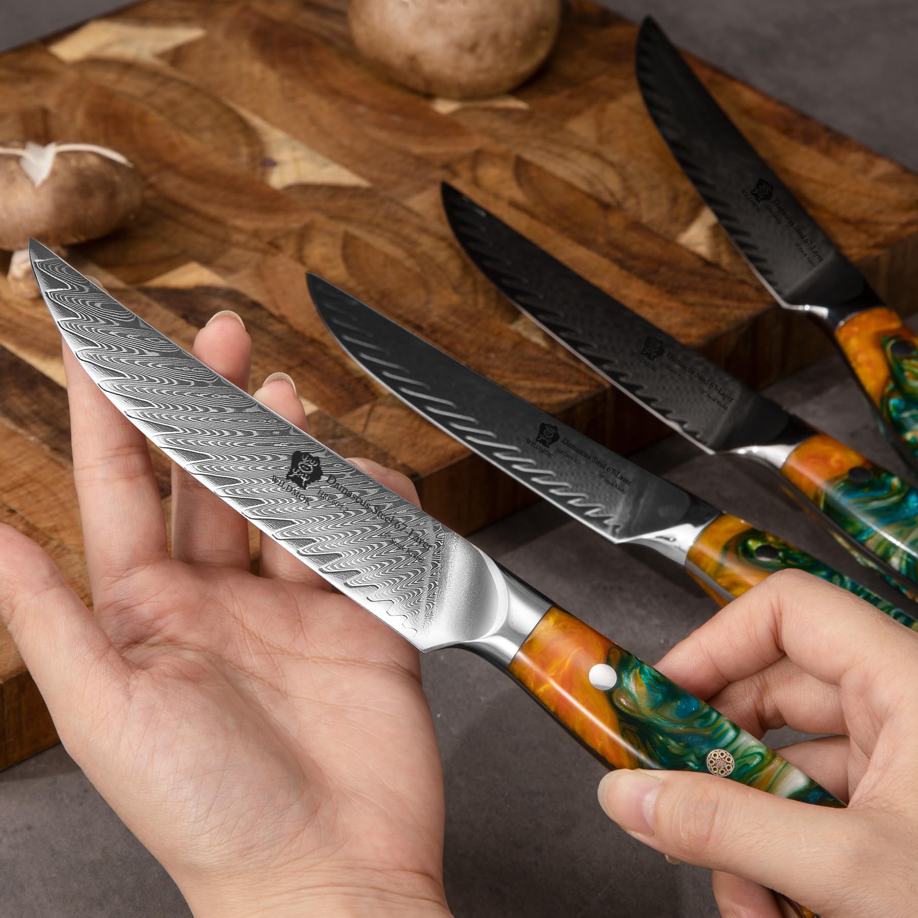 WILDMOK Cuchillos para carne, juego de 4 cuchillos para carne no dentados de 5 pulgadas, cuchillos para carne japoneses Damasco VG10, juego de cuchillos para carne premium con caja de regalo