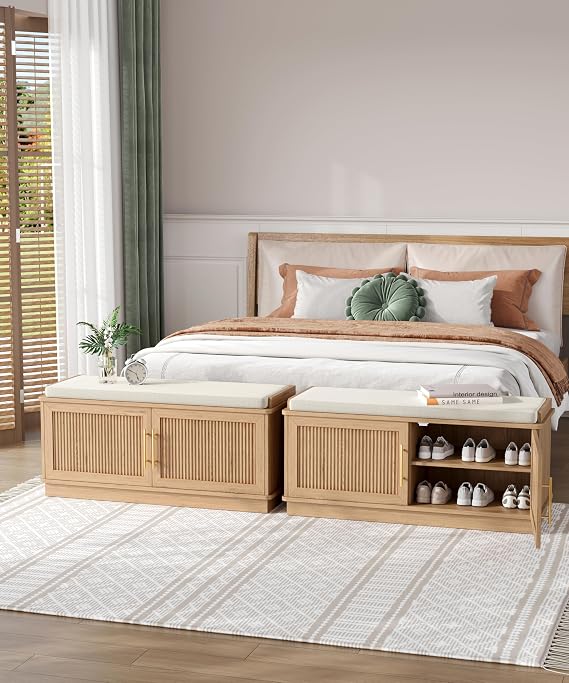 Akxomel Fluted Shoe Storage Bench with Cushion, 39.4 Entryway Bench with Adjustable Shelves and 2 Doors, Shoe Cabinet Bench with Curved Profile, for Hallway, Living Room, Bedroom, Natural Oak