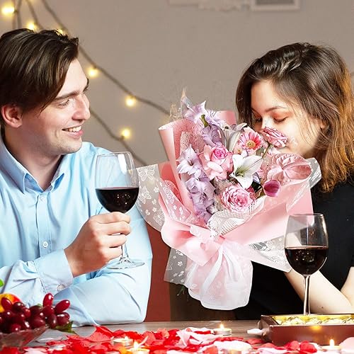 Miniatura 6 de JarThenaAMCS 50 hojas de papel de regalo floral de mariposa, papel de ramo de flores de panal rosa y blanco, papel de embalaje de floristería de