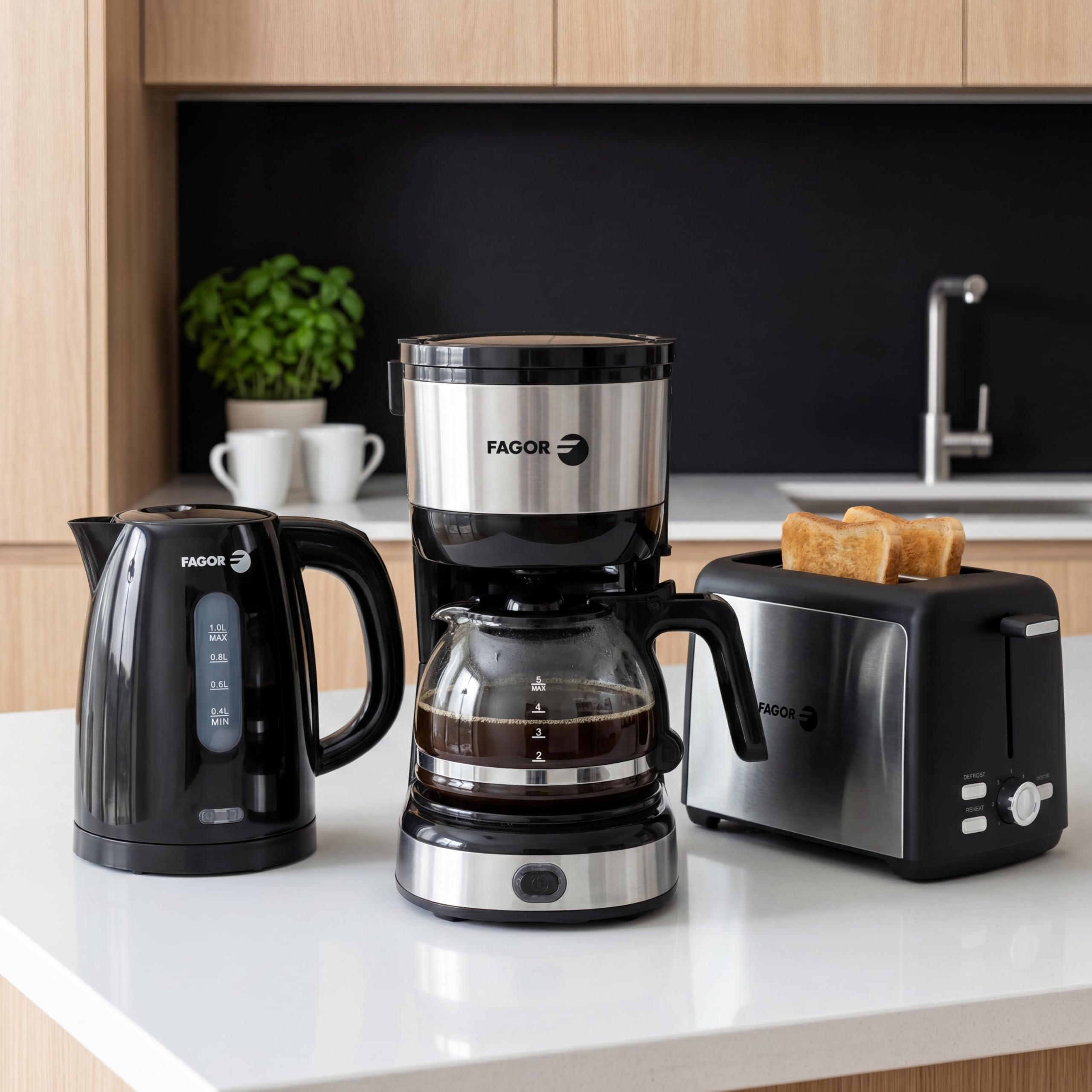 Set Desayuno Completo 3 en 1 con Cafetera de Goteo 0,6L, Hervidor Eléctrico 1L y Tostador de 2 Ranuras, Diseño Negro, Apagado Automático, Ideal para Hogar y Regalo- FAGOR Breakfast Collection Noir