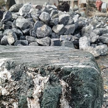 三波石　85キロ　庭石　石　鑑賞石　庭　坪庭　ガーデニング　置物　オブジェ 三波石 58キロ 庭石 石 鑑賞石 庭 坪庭 ガーデニング 置物 オブジェ