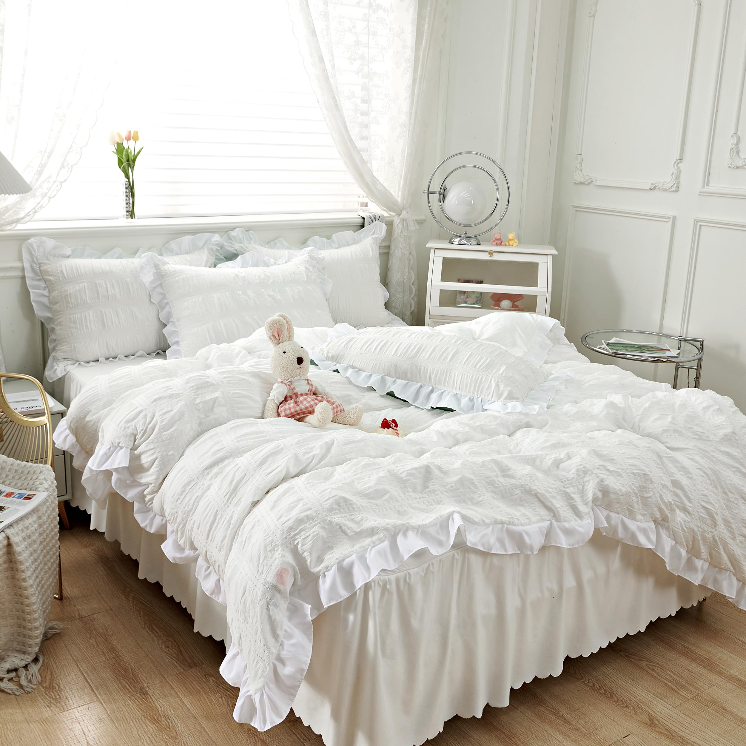 GETIYA Fluffy Seersucker Bed Linen, 135 x 200 cm, Elegant White Bed Linen, Girls, Women, Aesthetic Ruffle Bed Linen, Microfibre, Plain Duvet Cover, Single Bed with 1 Pillowcase 80 x 80 cm Product Image 5