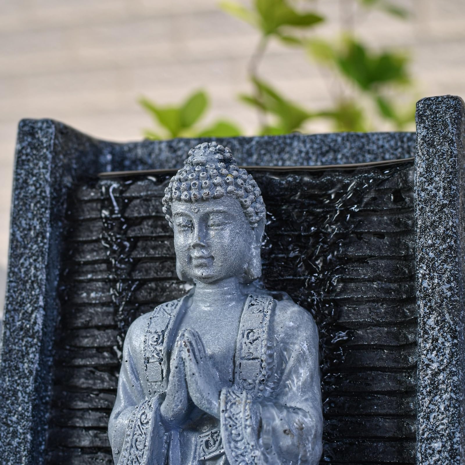 Fontaine d’Intérieur Bouddha Mur d’Eau Cascade Lotus Lumière LED Blanc – Déco Zen Salon Chambre Feng Shui - Fontaine de Table Circuit fermé - Cadeau Utile– H 26cm – Nirvana Zen’Light