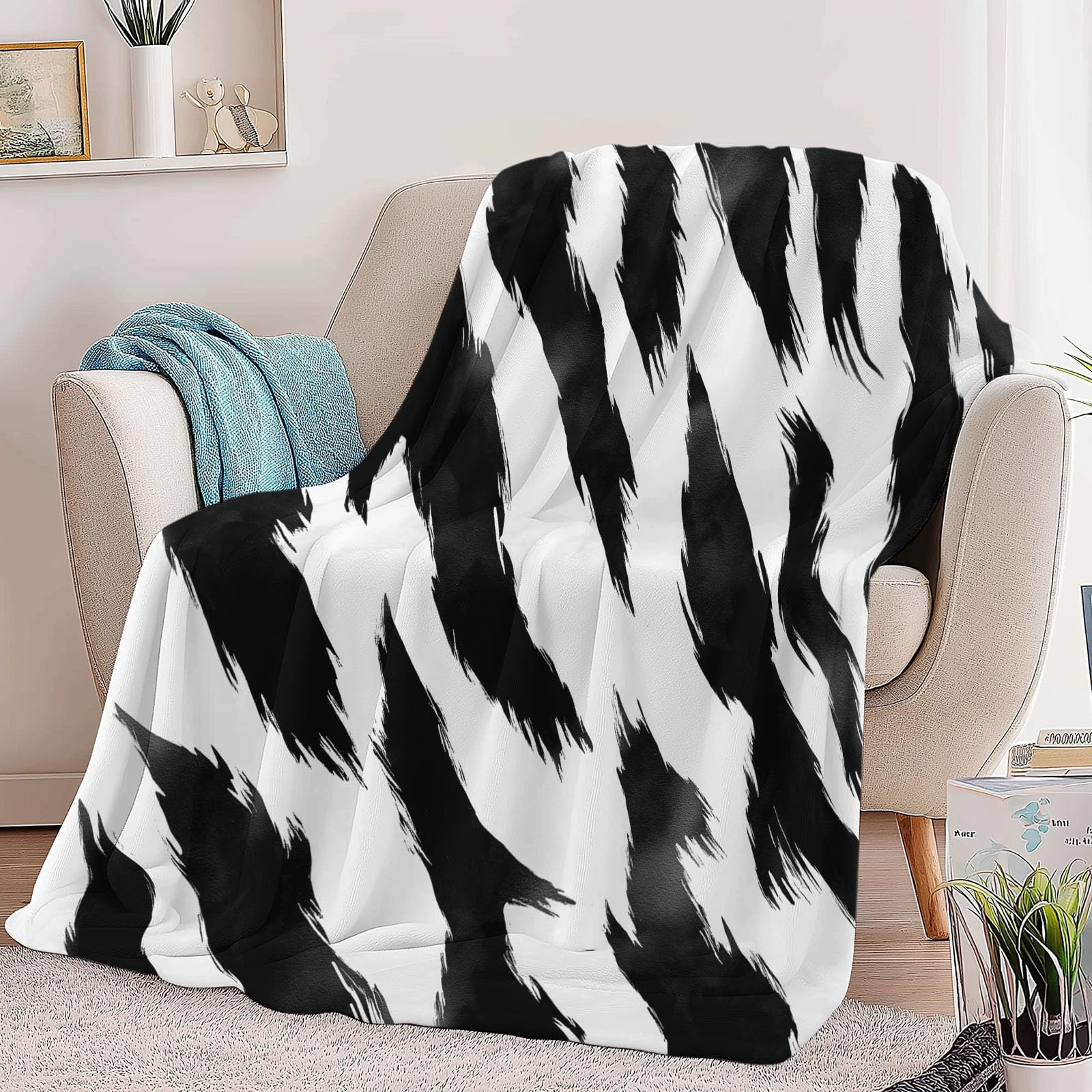 Minimalistyczny styl flanelowy koc z nadrukiem 180 x 200 cm, ciepły i miękki czarno-biały tygrys paski ręcznie malowany koc dekoracyjny na zimę łóżko sofa i salon