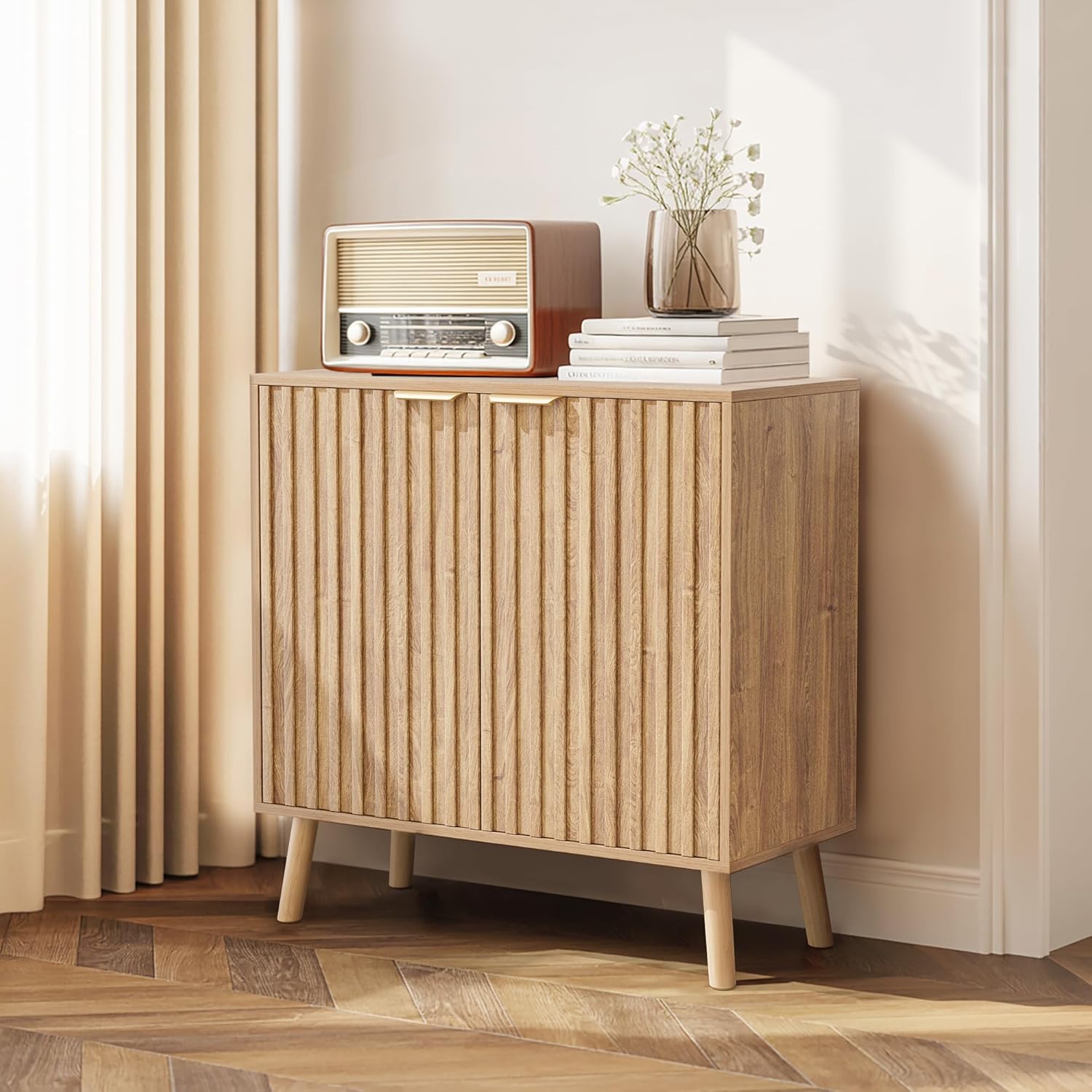 Pamapic Fluted Storage Cabinet, Sideboard Buffet with Doors and Shelf, Wooden Console Table & Credenza, Multifunctional Entryway Cabinet for Living Room, Dining Room (Natural)