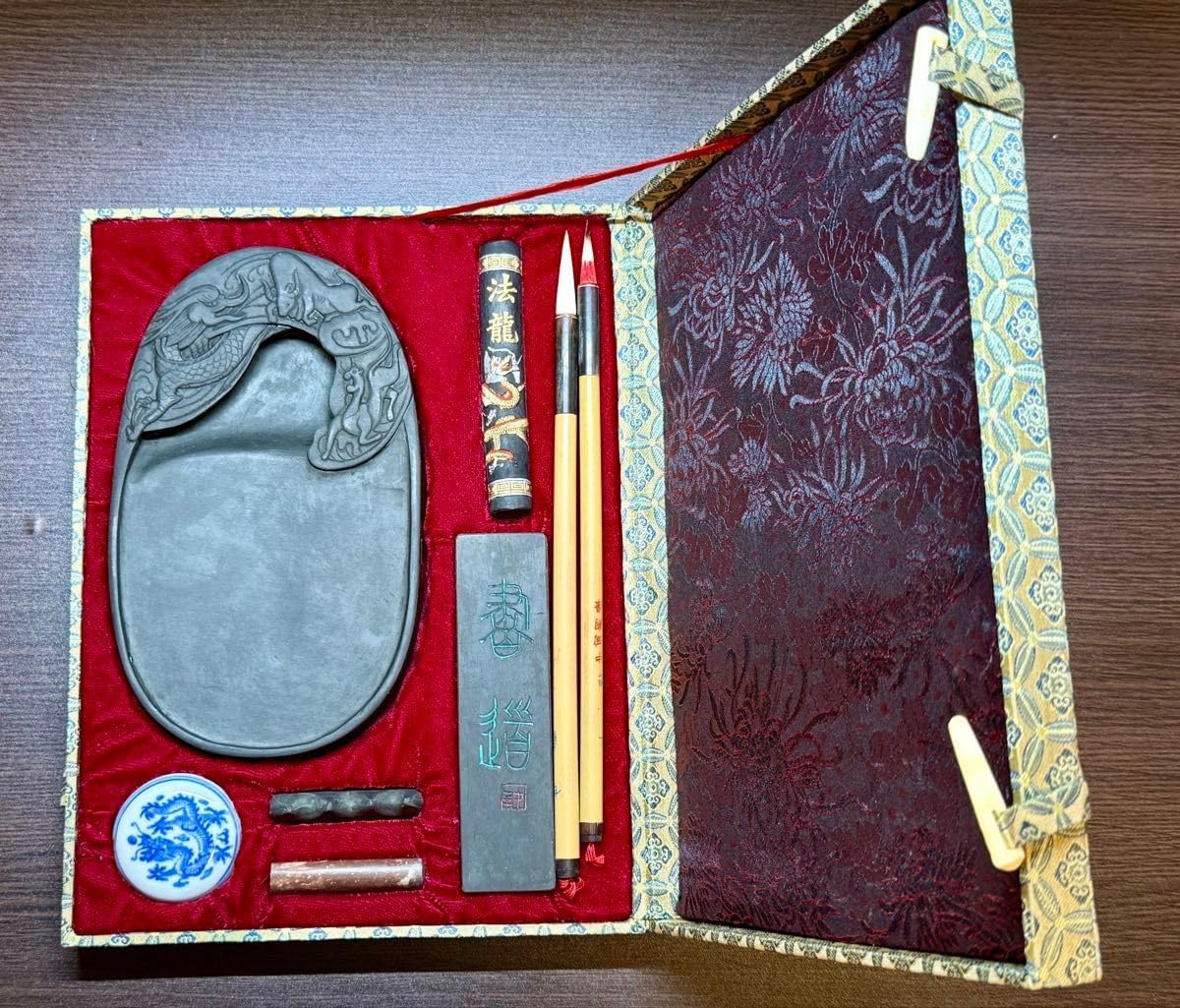 書道 中国文房 美術墨 筆 硯 骨董 文鎮 美術 筆記用具 古道具 箱付き