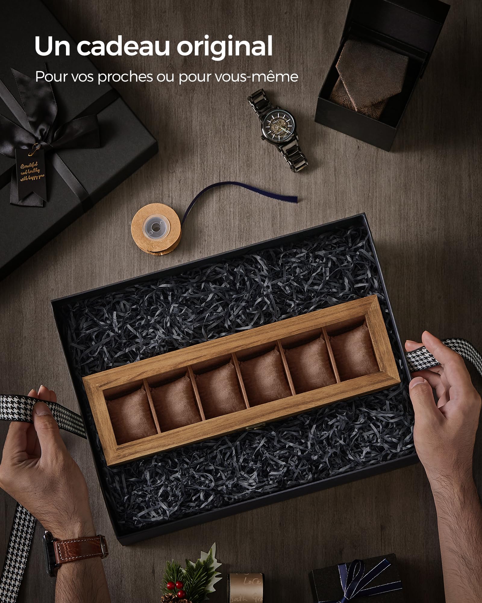 SONGMICS Boîte à Montres 6 Compartiments, Coffret à Montres en Bois, Écrin, avec Couvercle en Verre, Coussinets pour Montres, Couleur Noisette JOW006K01