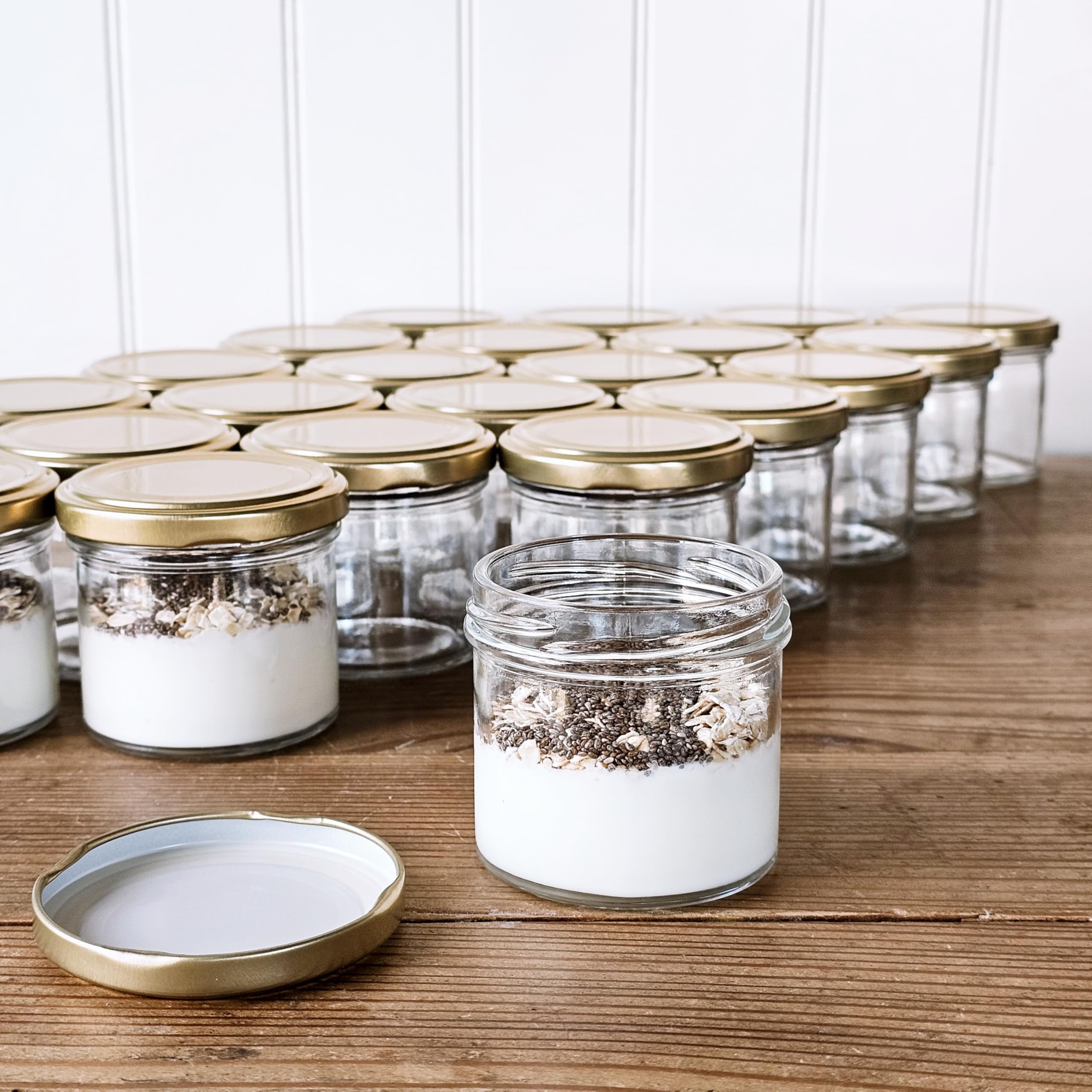 Einmachgläser 140 ml mit Twist-Off Deckel Ø 66 mm – Marmeladengläser mit Deckel Gold- Einweckgläser mit Etiketten - Gläser für Marmelade, Honig & Desserts – gläser - Einmachglas (Gold, 96)