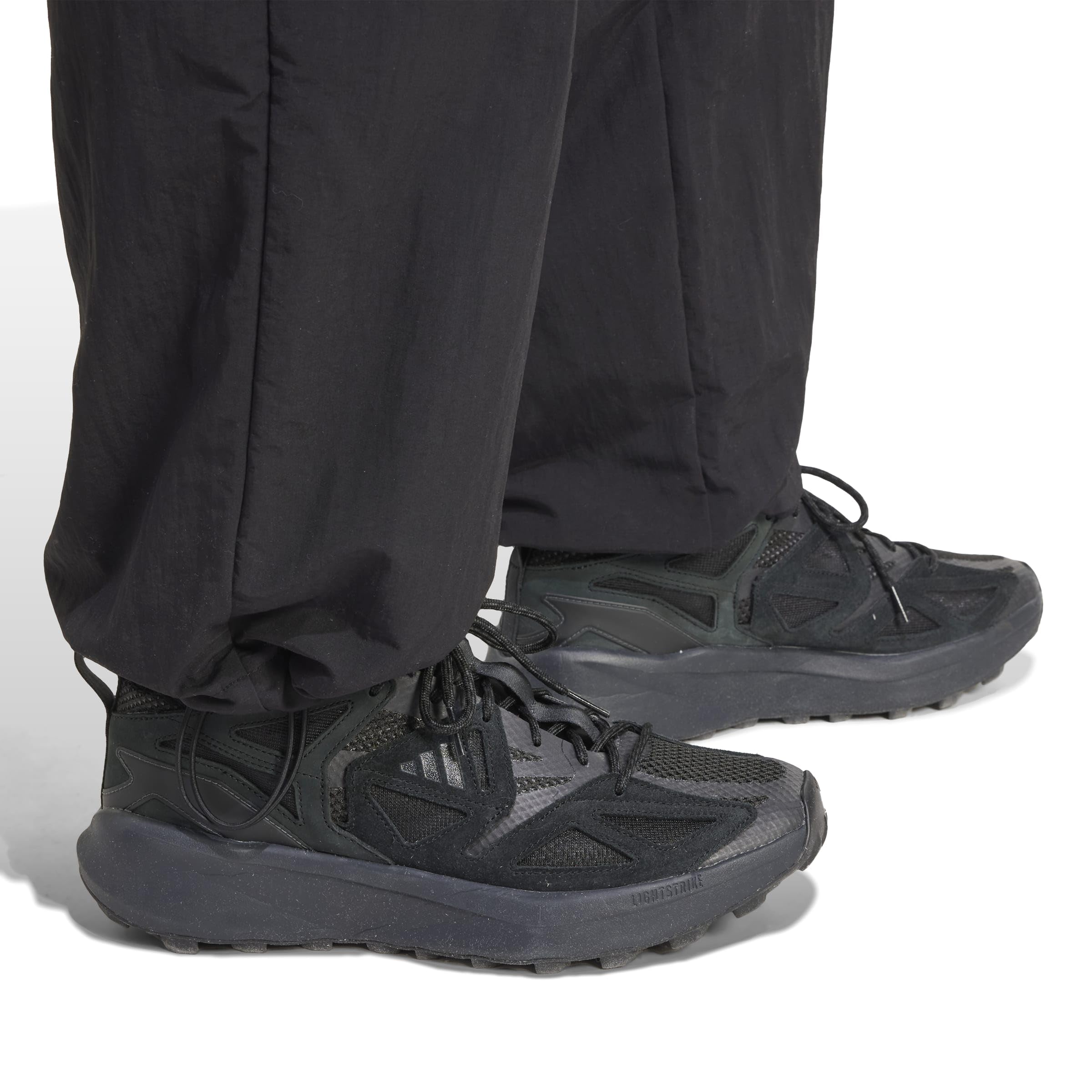 adidas Men's Hose Essential Small Logo Woven Open Hem