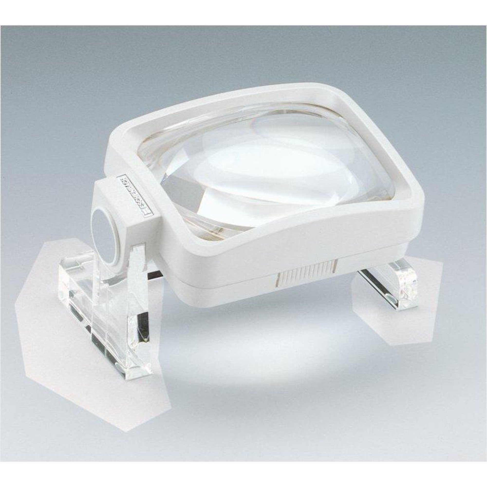 【ジャンク品】エッシェンバッハ デスクリーダー 75×100mm Amazon | エッシェンバッハ デスクリーダー 75×100mm(2.8倍/3.8倍