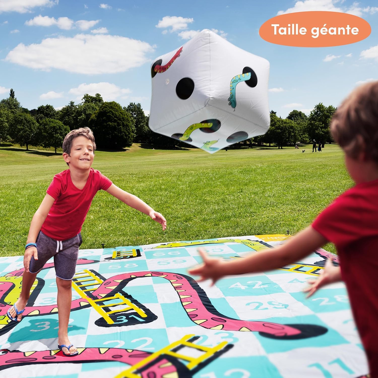 THE TWIDDLERS XXL Jeu Serpents & Échelles avec Dés Gonflables & Sac à Cordon - Jardin Géant & Jeu de Société, Snakes & Ladders pour Enfants & Adultes - 300x300cm