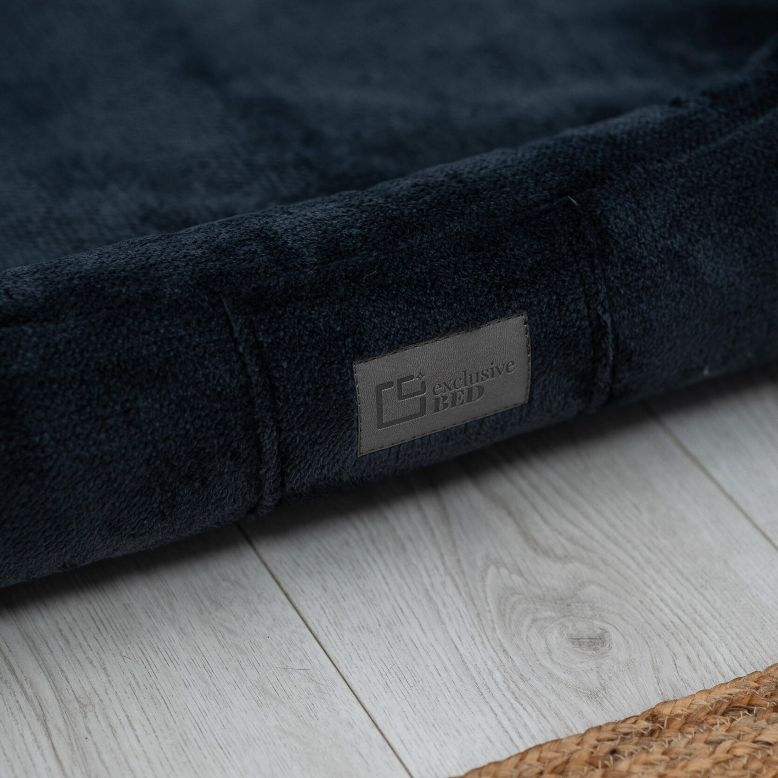 Cama Ortopédica Candy | Felpa | Duradera | Base Antideslizante | Sofá para Perros (L+|90x70cm, Azul Marino)
