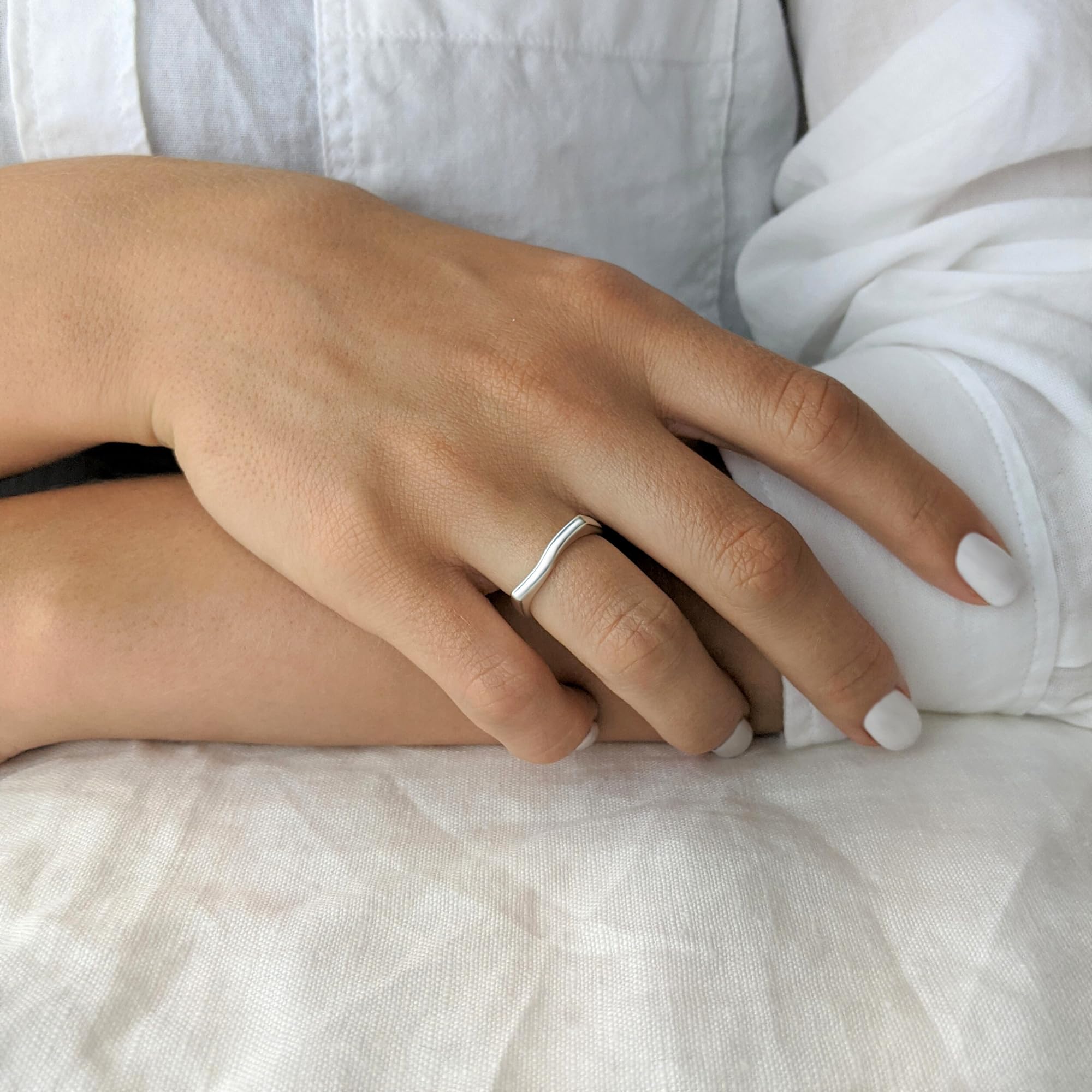 Silverly Anillo Plata 925 Parte Superior Plana Mujer | Anillo Barra Rectangular Ondulada Ajustable Plata de Ley | Anillos Abiertos Banda Fina Modernos | Joyería Clásica Sencilla | Elegante