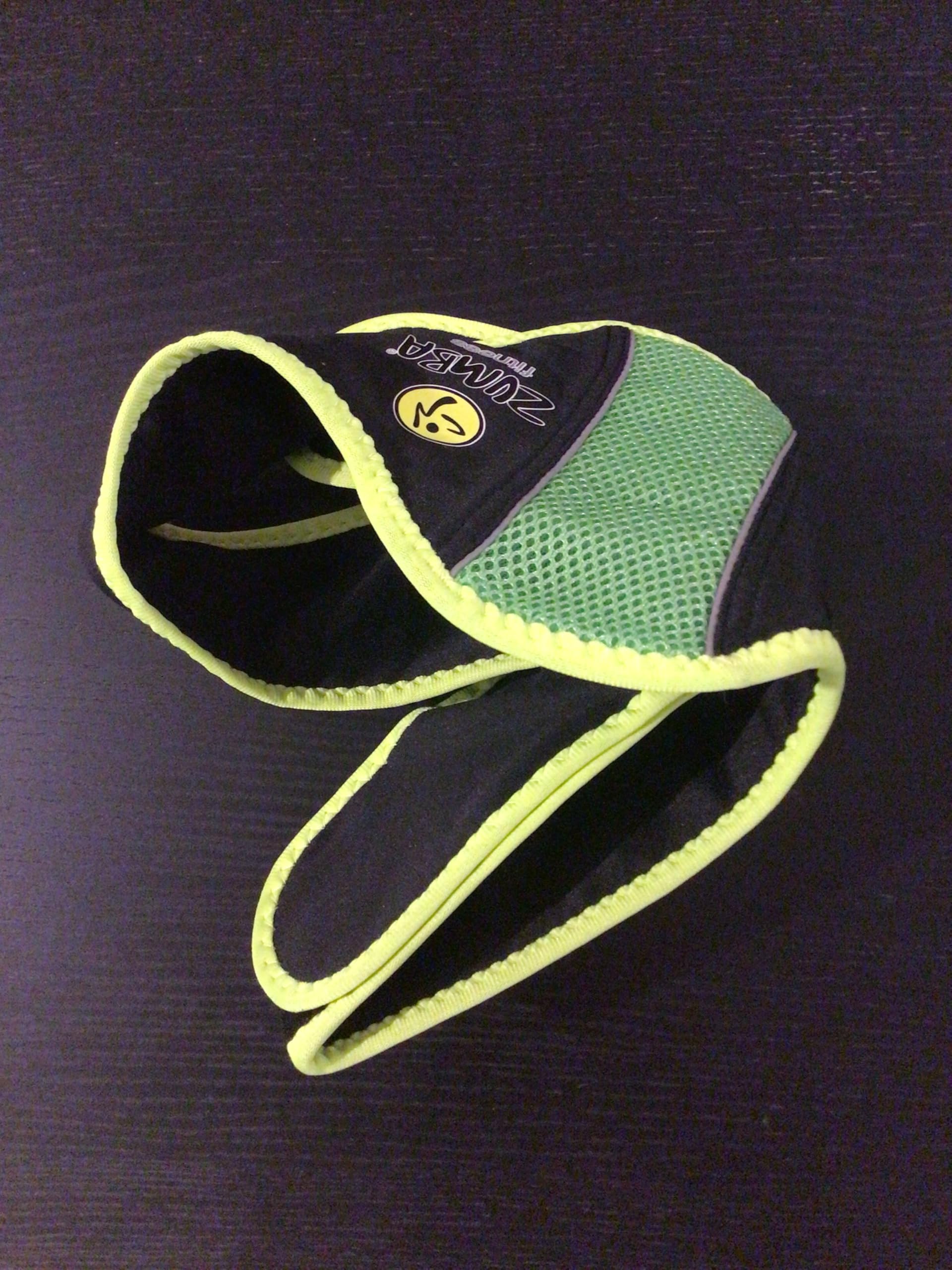 ZUMBA Zumba Fitness Belt - Green Synthetic Blend Gaming Accessory - Video Game Accessory - Weightlifting Belt - Wii & PS Move Compatible