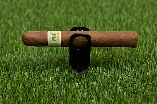 Miniatura 10 de Dynasty Golf Soporte magnético para puros de golf, carrito de golf, clip de soporte para cigarros para carrito de golf, mantiene tu cigarro seguro,