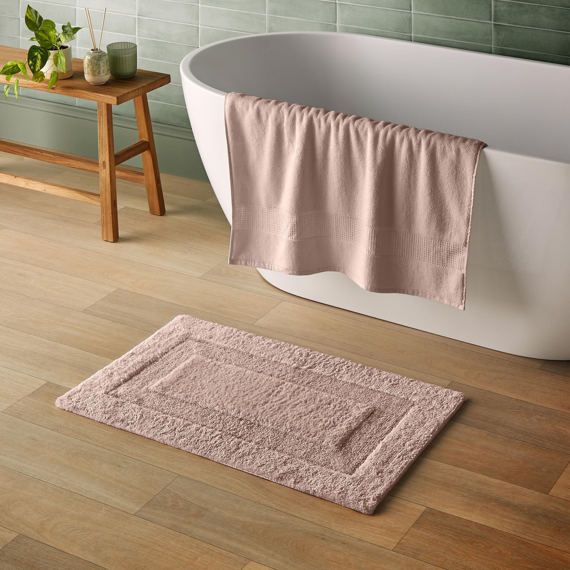 Silentnight Supersoft Bathmat Pink - Super Soft & Super Absorbent 100% Cotton BCI - Quick Drying Plush Texture Non-Slip Base Bathmat - 80 x 50cm - Machine Washable, Pink