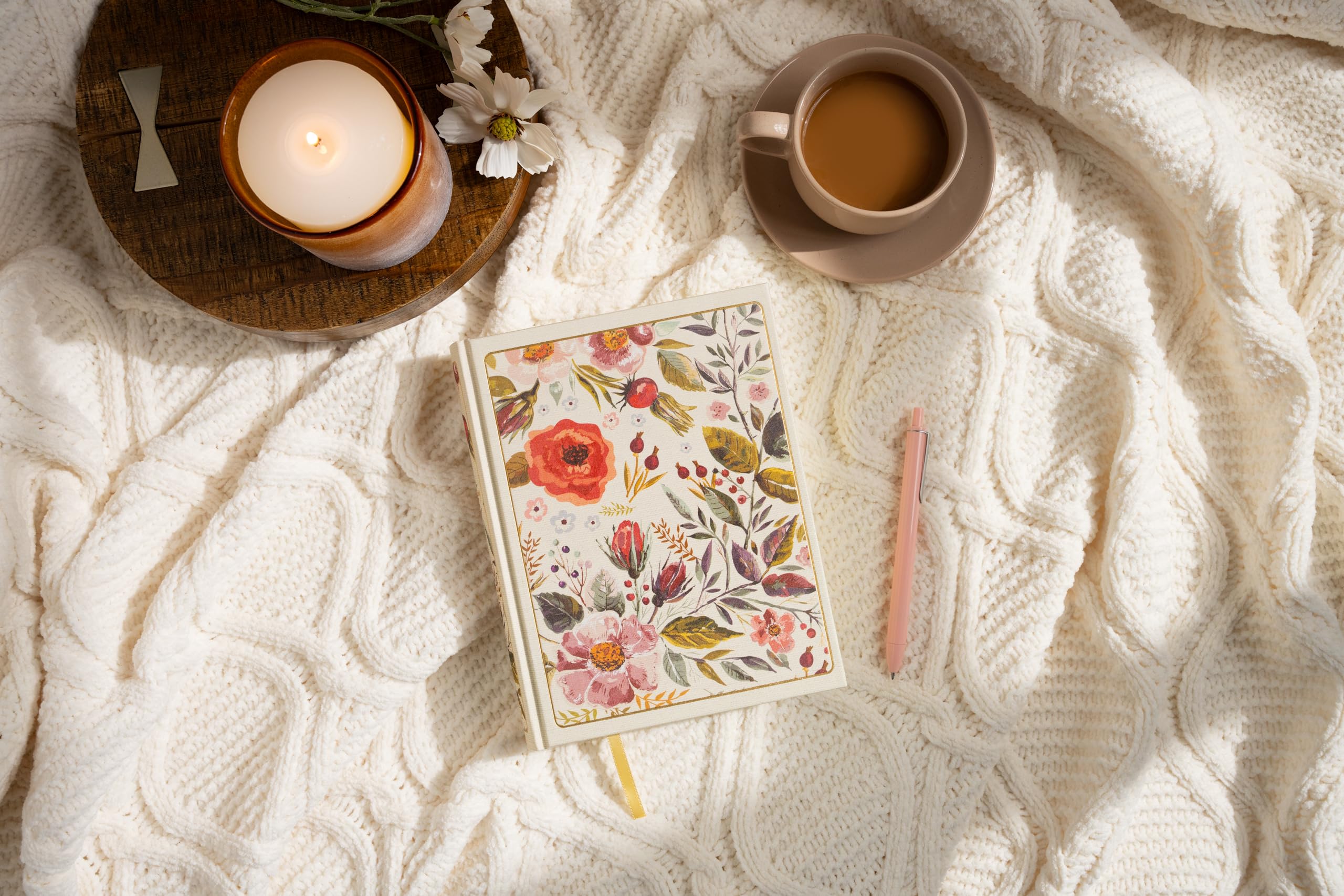 CSB Notetaking Bible, Floral Cloth Over Board, Black Letter, Wide Margins, Journaling Space, Single-Column, Reading Plan, Easy-to-Read Bible Serif Type - Image 7