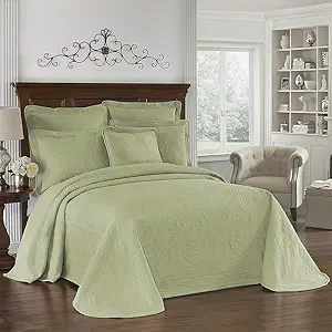 King Charles Modern Farmhouse Floral Matelasse Bedspread, 100% Cotton Breathable Bedding, Full/Queen, Sage