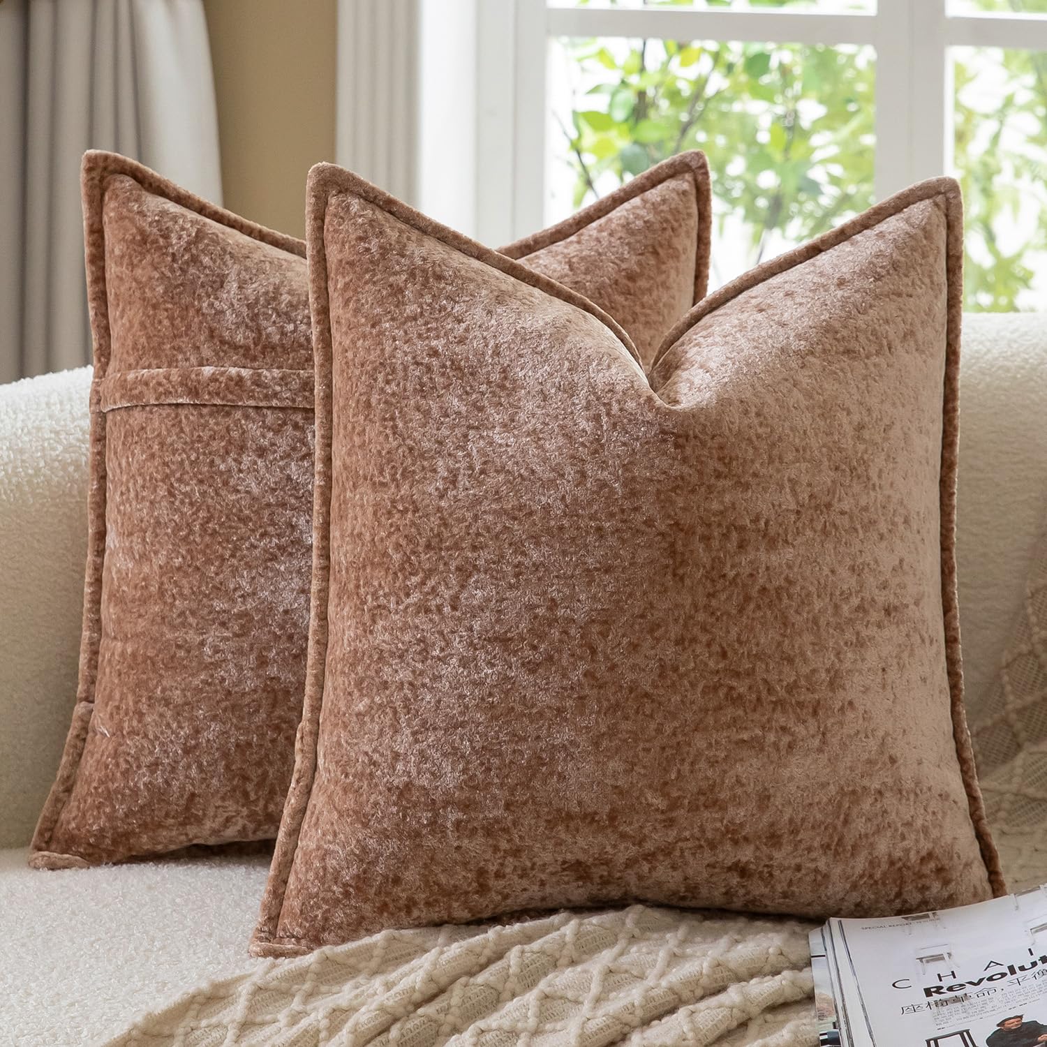 Madizz Decorative Vintage Chenille Cushion Covers Pack of 2 Plaid Couch Pillows Neutral Boho Farmhouse Pillow Cases Home Decor for Couch Sofa Bedroom Living Room 50x50 CM, Brown