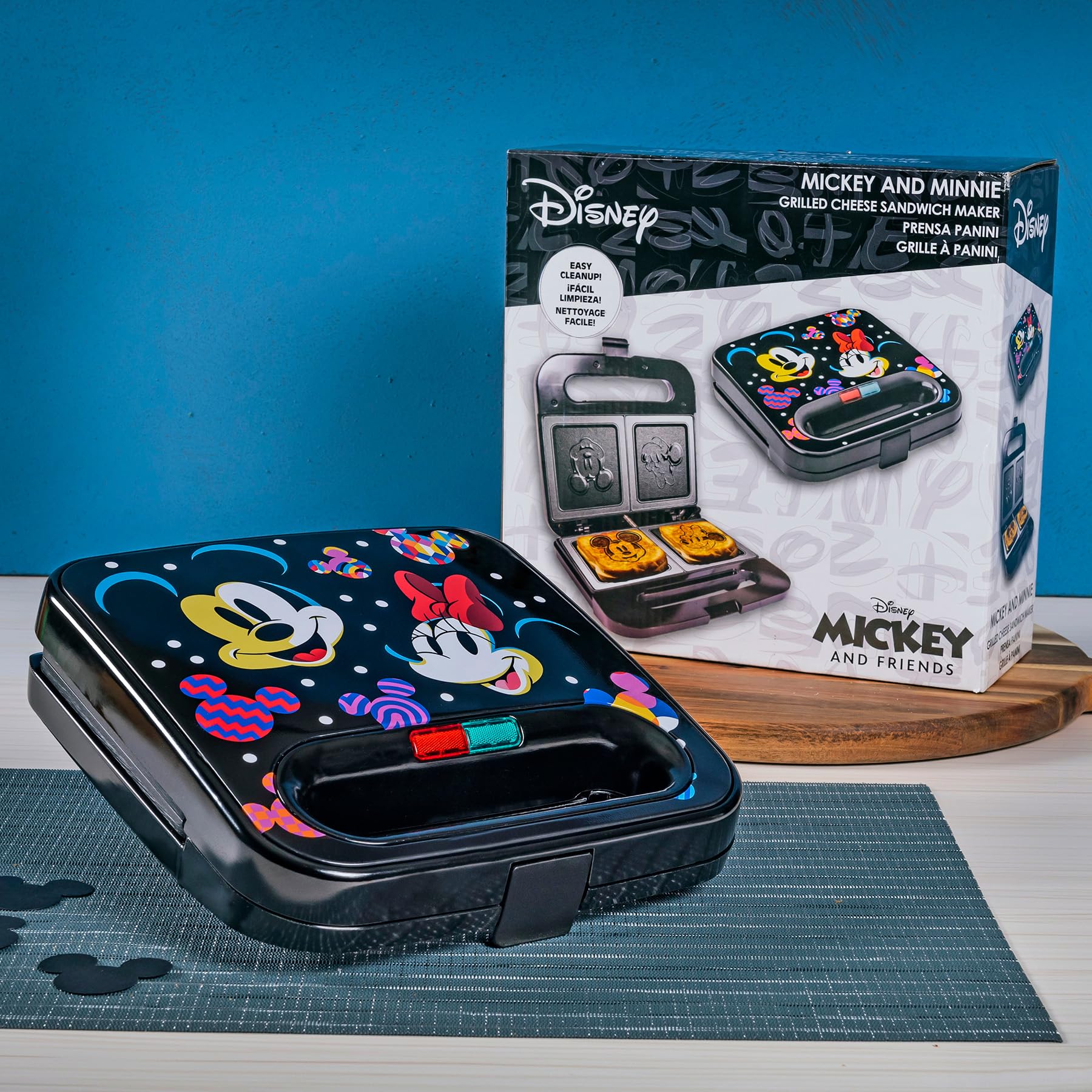Amazon.com: Uncanny Brands Disney Mickey and Minnie Mouse Sandwich
