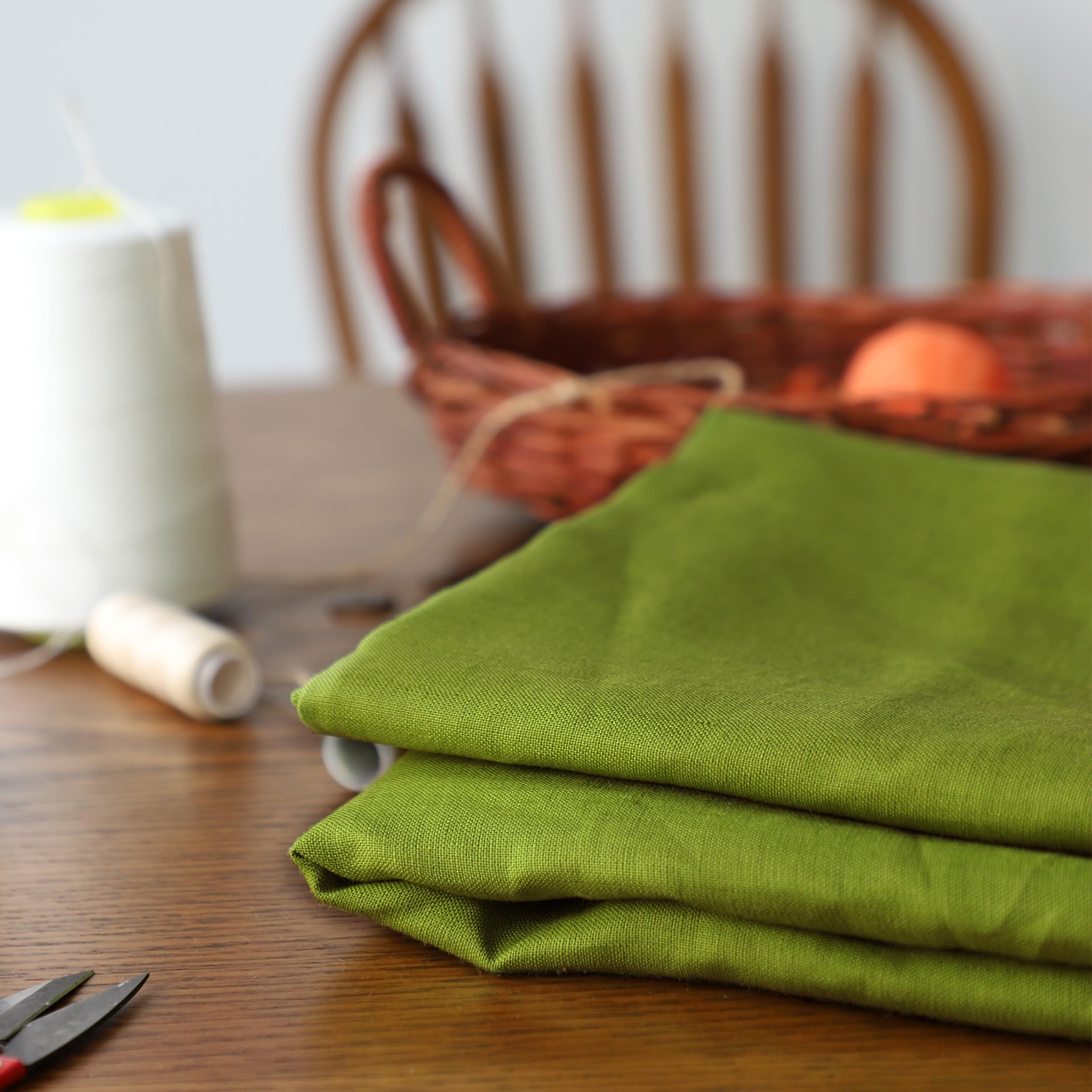 Simple&Opulence Tessuto per cucito in 100% lino naturale per abbigliamento, decorazione della casa, cucito, larghezza 198 cm, resistente, tinta unita, tessuto artigianale al metro (verde, 91 m)