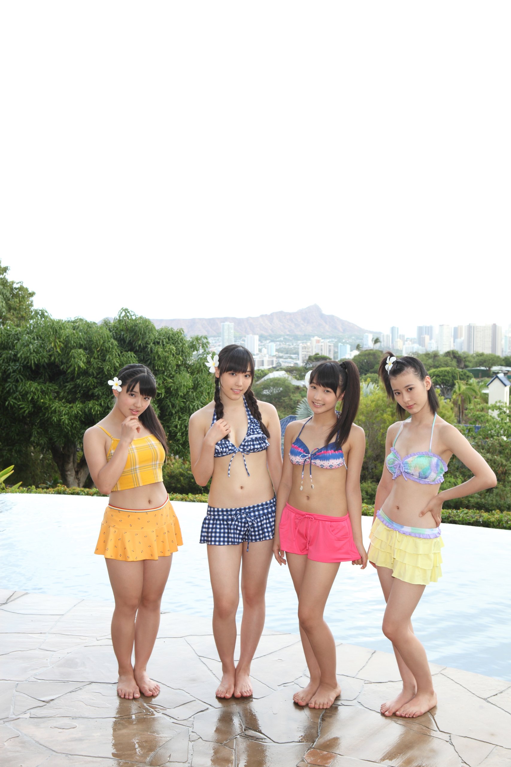 アロハロ モーニング娘 9期メンバー写真集 古田 俊文 本 通販 Amazon アロハロ モーニング娘 9期メンバー写真集 古田 俊文 本 通販 Amazon