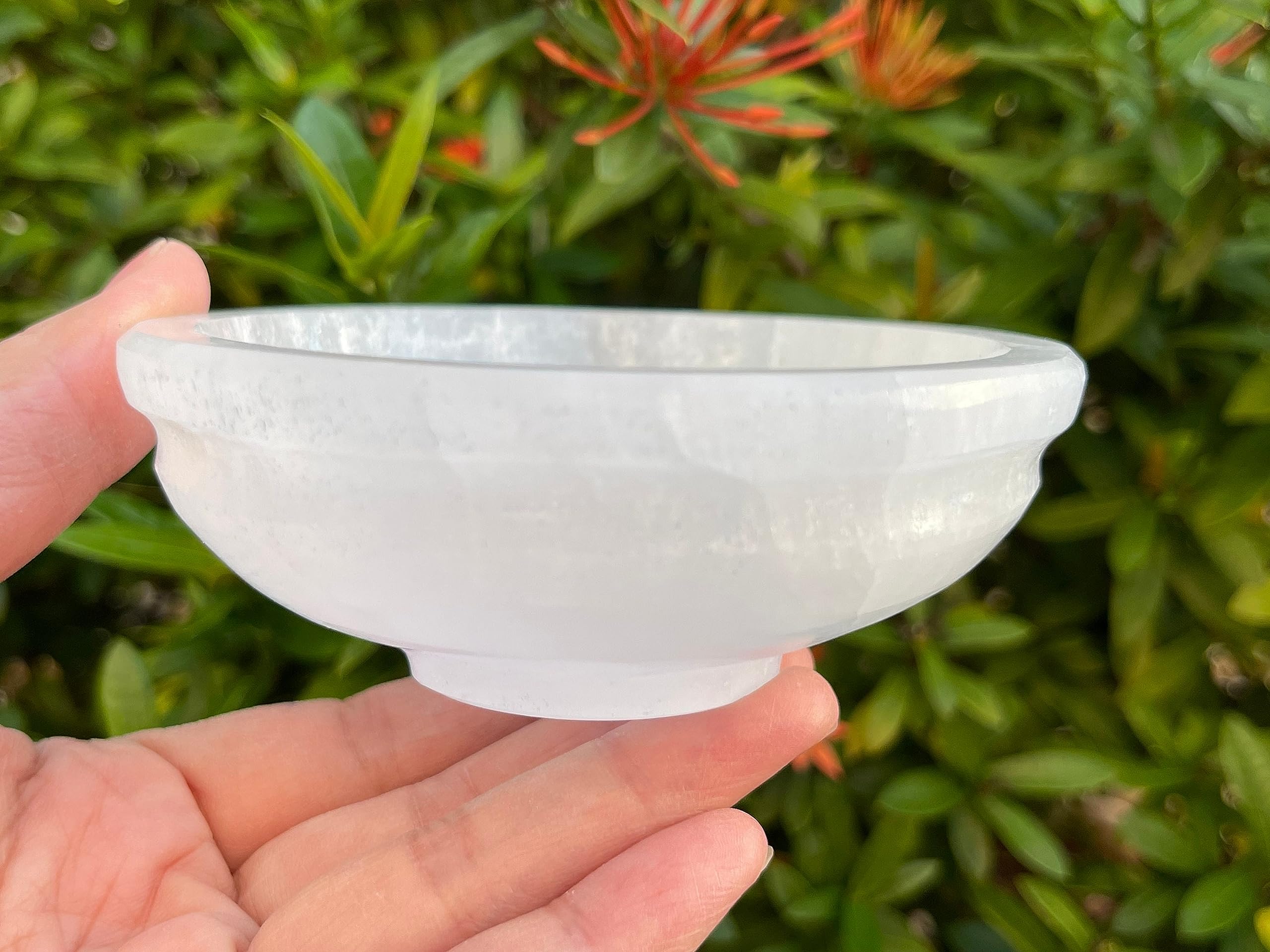GAF TREASURES4" Curve Circle Selenite Bowl, Gemstone Carved Selenite Crystal, Polished Charging Bowl With Curves and Pedestal, Selenite Bowl On Stand