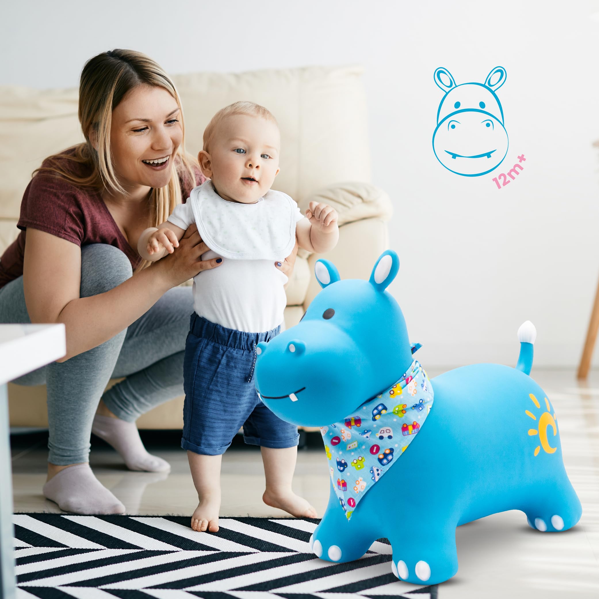 sun baby Saltador Hinchable para Niños hasta 45 Kg sin BPA, de 1 año, Pelotas saltarinas para niños (Hipopótamo Azul con pañuelo) - 3