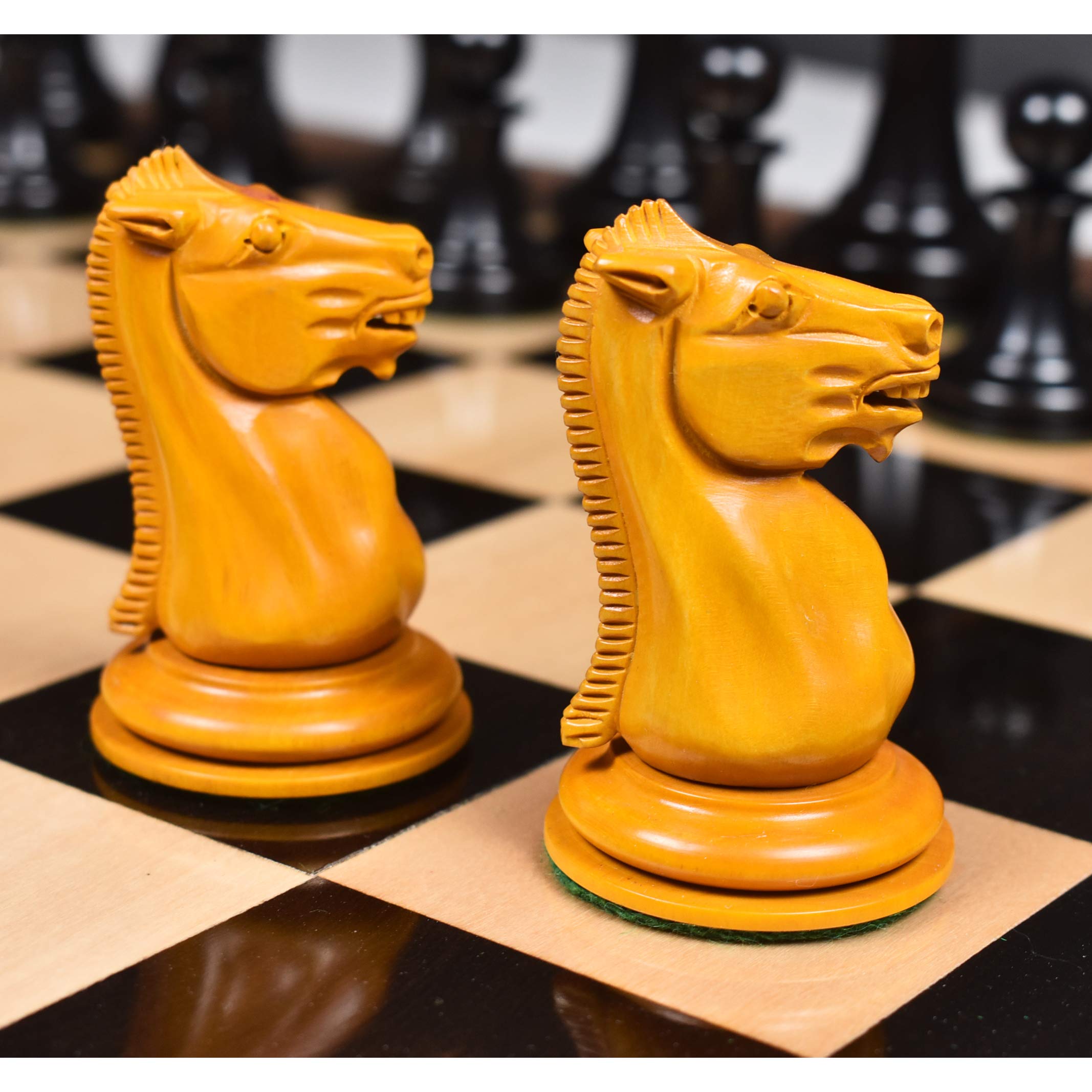 Royal Chess Mall 1849-50 Leuchars Cook Staunton Schachfiguren - Natürliches Ebenholz - 4,5" - 2 Spieler - Ab 96 Monaten - Sammlerausgabe