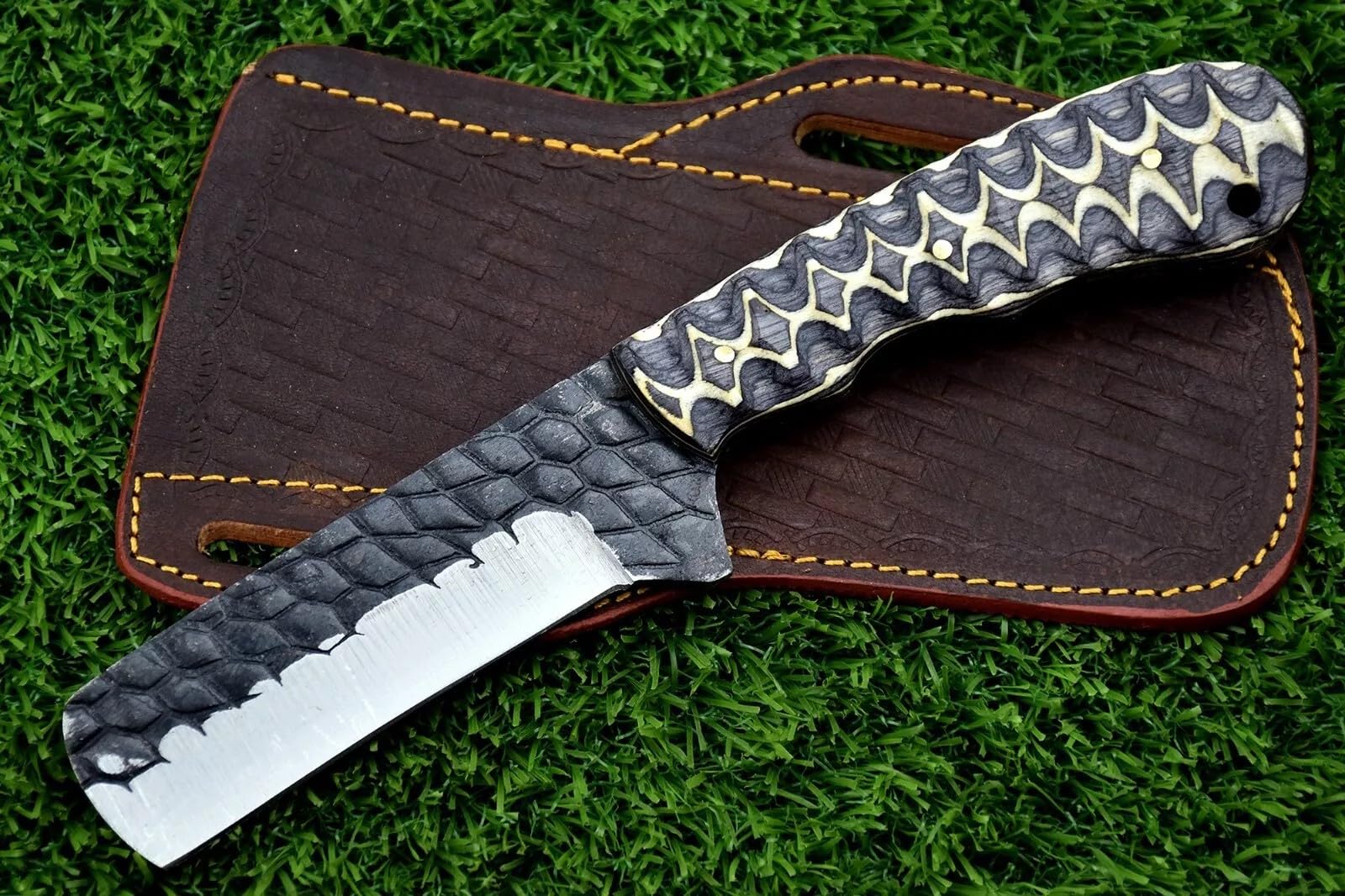 Carbon steel blade Bull cutter knife, 8.5 inches long knife with Leather sheath, Multi color Micarta scale Jigged with sturls, Embossed carbon steel blade, Embossed Leather sheath with belt loop (Black & White)