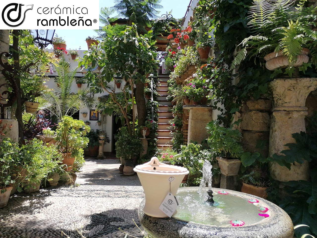 Ceramiczna RAMBLEÑA | ścienna doniczka na kwiaty Cordoba Ton, duża osłonka | donica do użytku na zewnątrz | doniczka do zawieszenia | 100% ręczna robota | 25 x 22 x 23 cm