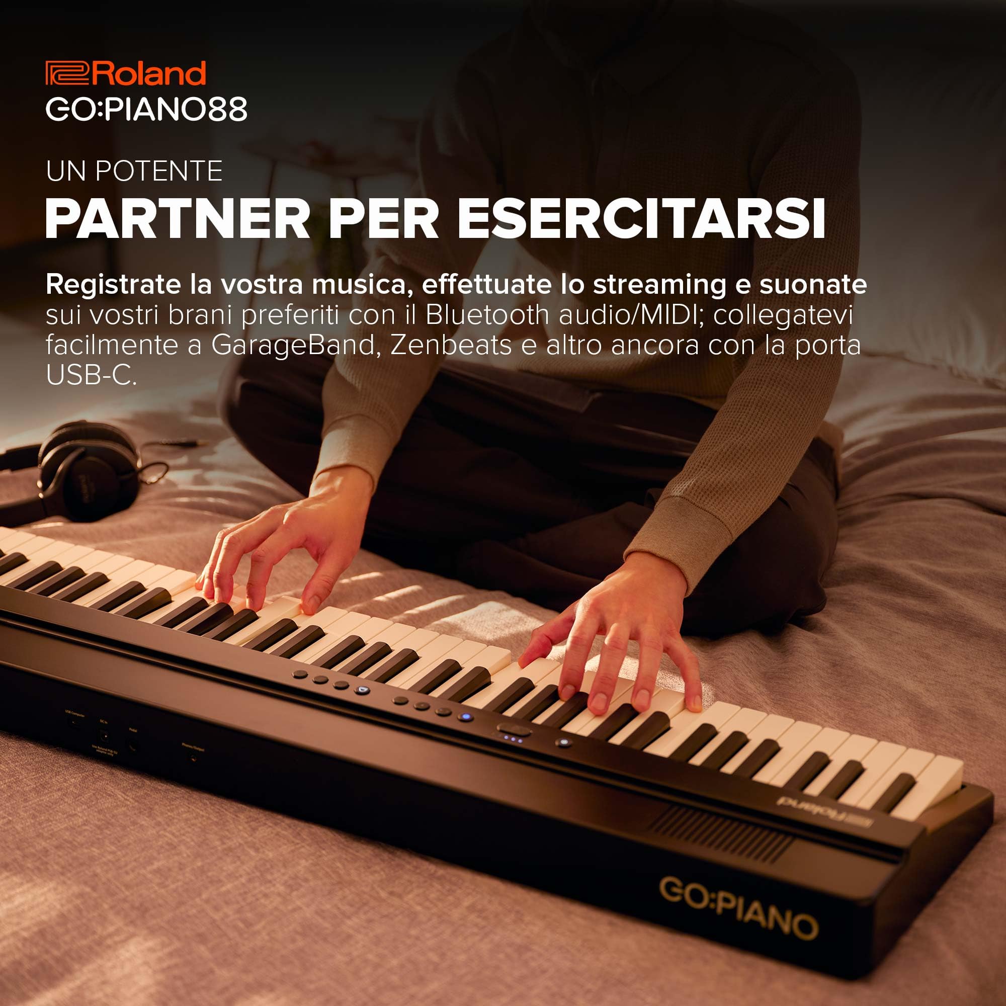 Roland GO:PIANO88 | Piano digitale portatile entry level a 88 tasti | Prestazioni superiori | Design leggero | Potenti funzioni didattiche | Funzionamento a batterie | Connettività Bluetooth e MIDI