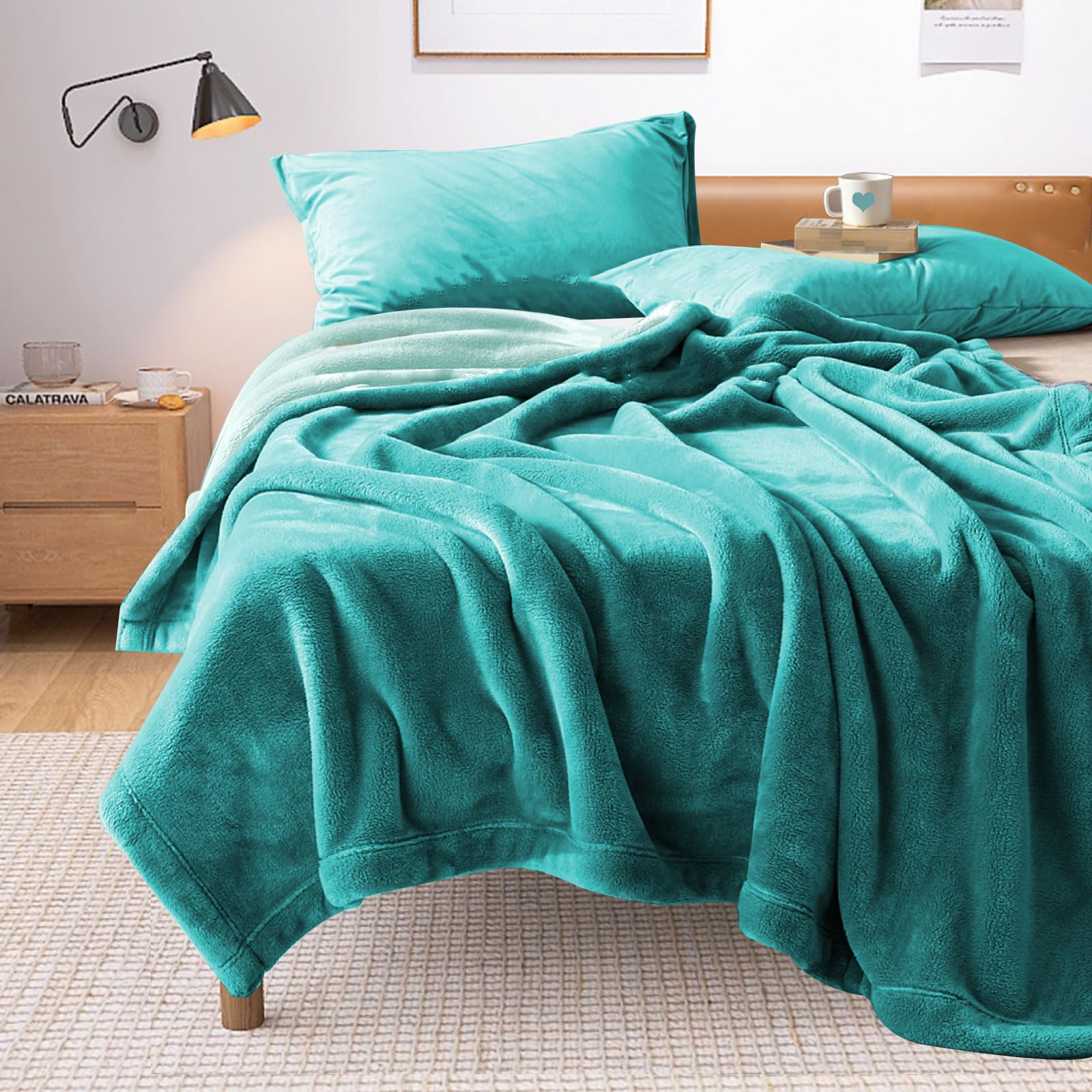 YISURE King Size Waterproof Blanket