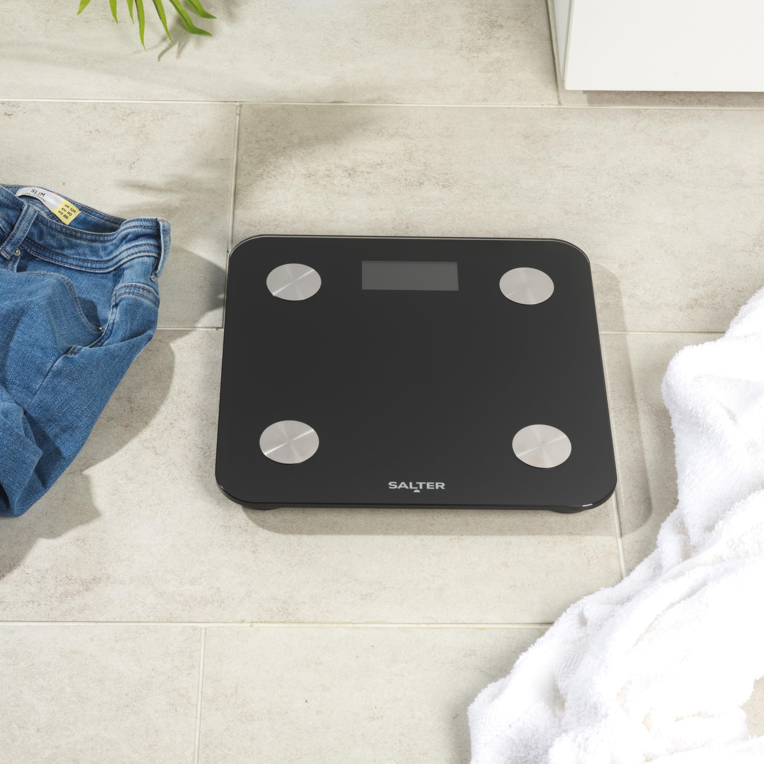 Salter Báscula inteligente - capacidad de 180 kg, 17 métricas corporales, aplicación Salter Health, grasa corporal/agua, masa muscular/ósea, IMC y TMB, 8 memorias de usuario, negro