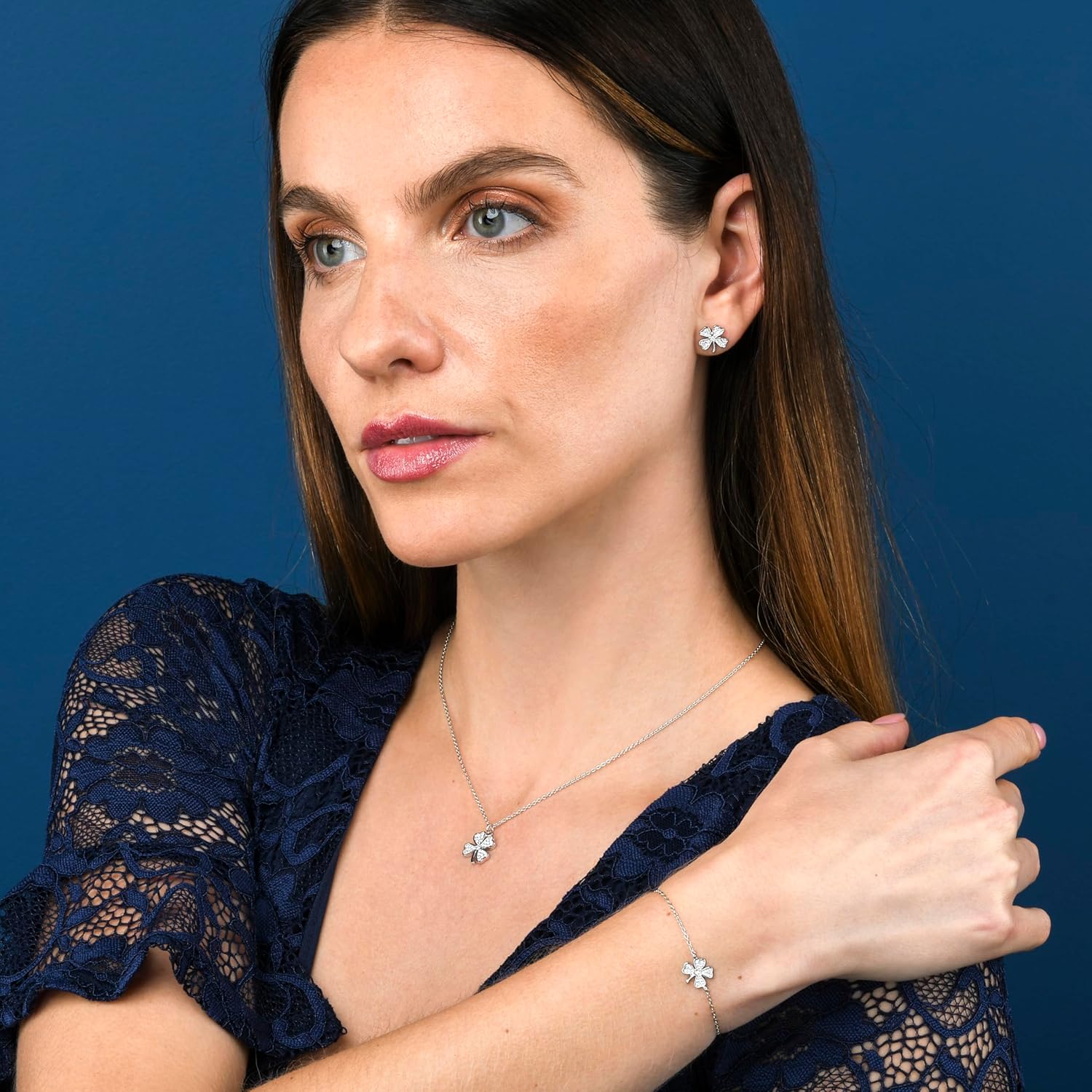 Diamond Treats Dainty Four-Leaf Bracelet in 925 Sterling Silver for Women, Silver, Yellow Gold, or Rose Gold 4-Leaf Clover Bracelet with Sparkling Cubic Zirconia Stones - Image 4