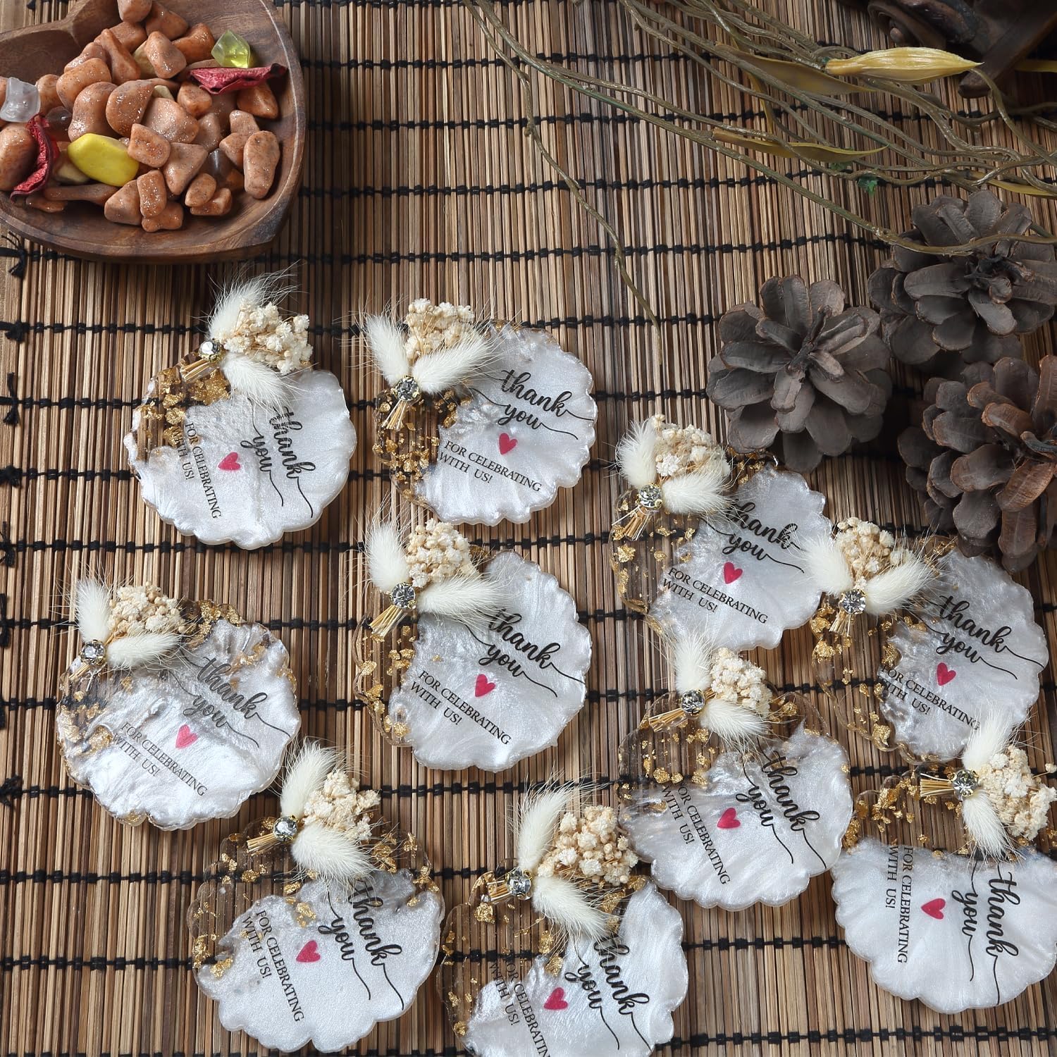 100 Pack Magnets Baby Shower Wedding Favors for Guests Bulk Resin Magnets with Thank You Tag Mini Dry Flower Guests Bridal Shower Birthday Party Present