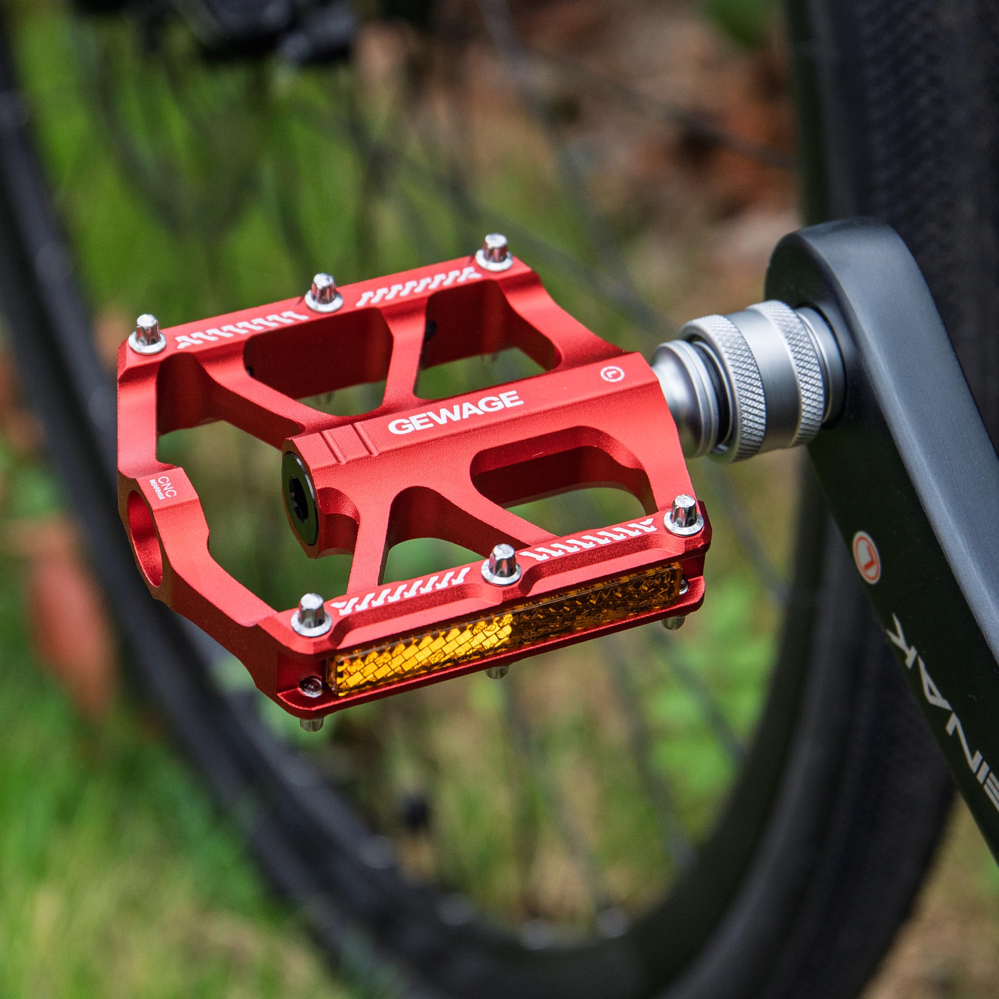 GEWAGE Schnellwechsel-Fahrradpedal 9/16 Zoll – Abnehmbares CNC-Aluminium Plattformpedal mit 12 Anti-Rutsch-Stiften & Reflektoren für Faltrad, Fixie, Singlespeed & Stadtrad