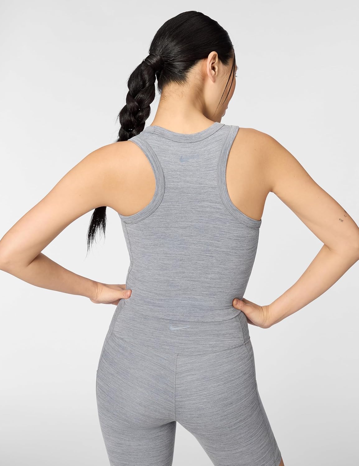 Nike Women's One Fitted Dri-FIT Cropped Tank Top - Image 3