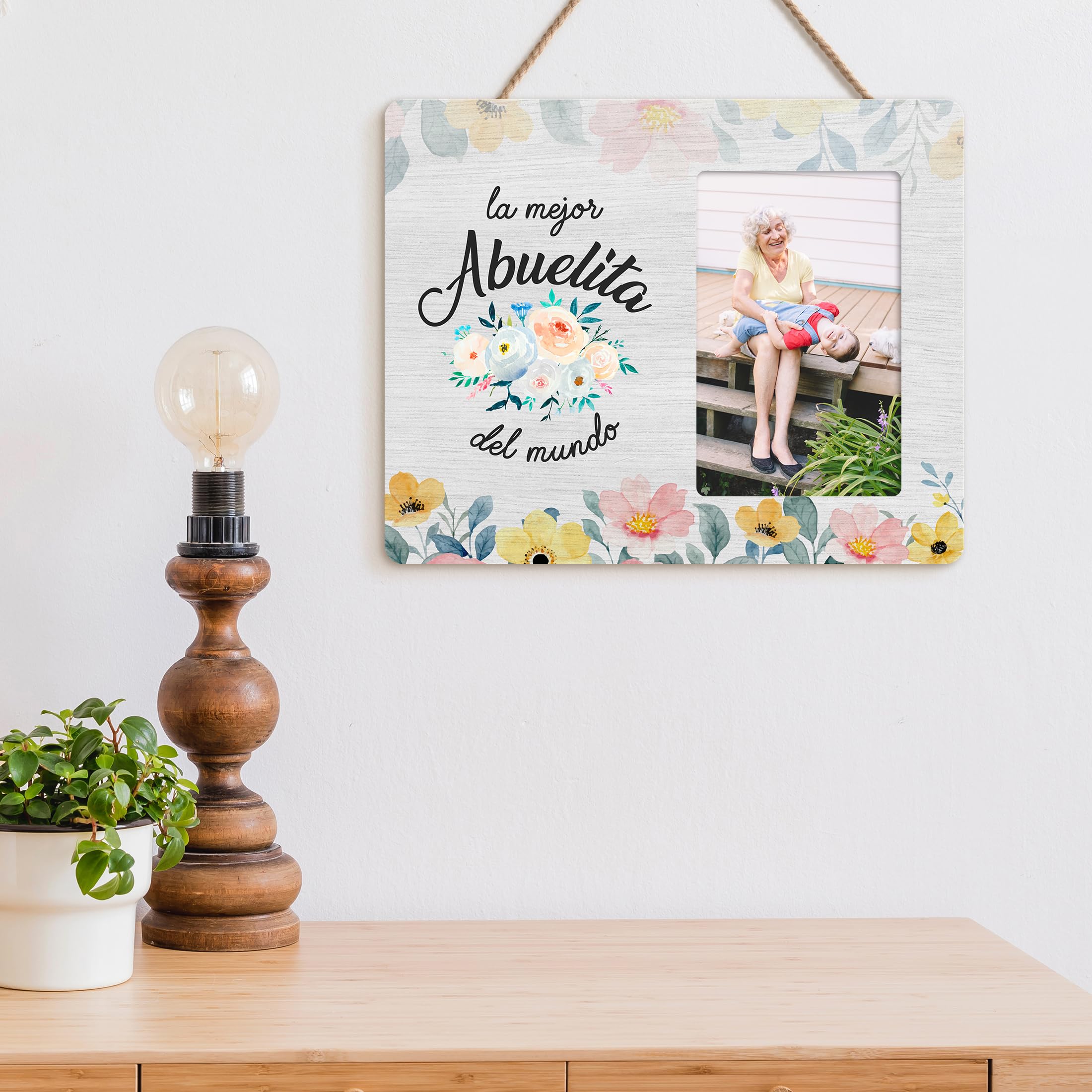 Abuela Spanish Picture Frame Gifts for Grandma, La Mejor Abuelita Del Mundo Spanish Wooden Picture Frames, 4x6 inch Photo