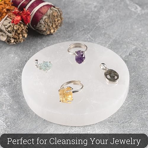 Miniatura 6 de Placa de carga de selenita  Cristal de selenita redondo de 4 pulgadas  Minado y fabricado en Marruecos  Ideal para limpiar cristales y piedras