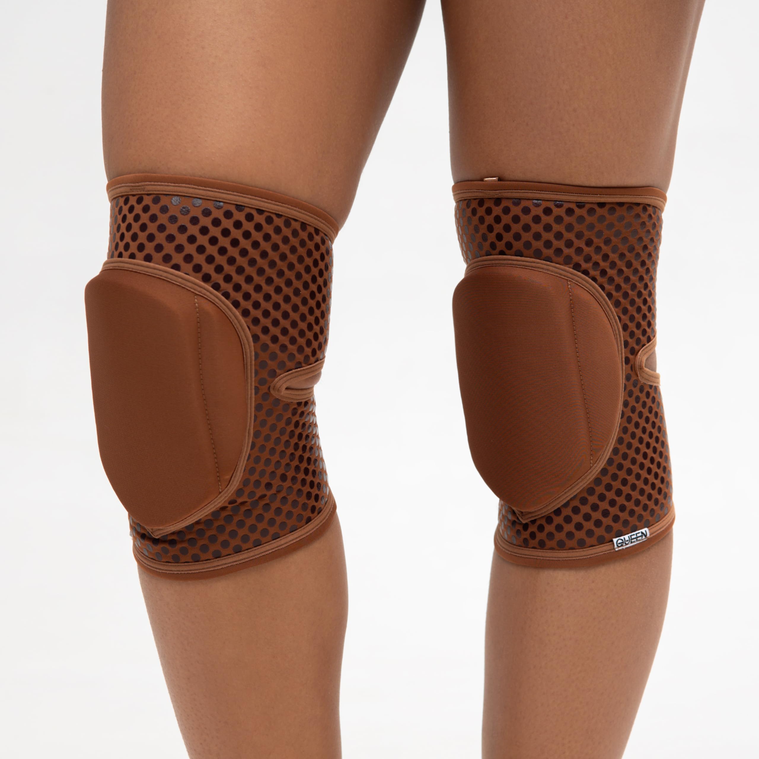 Queen WearQueen Wear – Nude Mocha Grip– Pole Dance Knee Pads – Perfect Woman Protection for Ballet Modern Dance and Indoor Sports (XS)