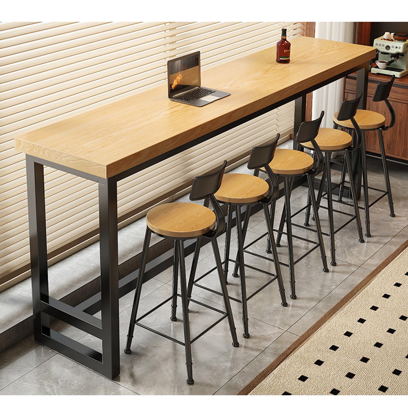 Table à manger de cuisine longue pour moments conviviaux dans un coin pub à la maison