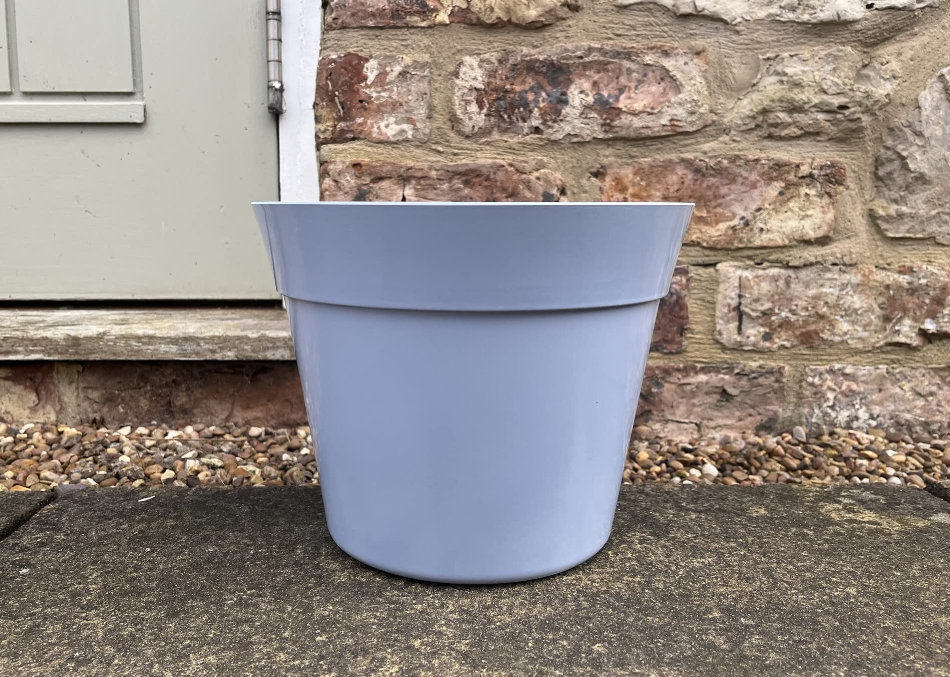 Large Recycled Blue Classic Planter 25cm - Garden Patio Doorstep Flower Plant Pot - Plastic Alternative (Light Blue)