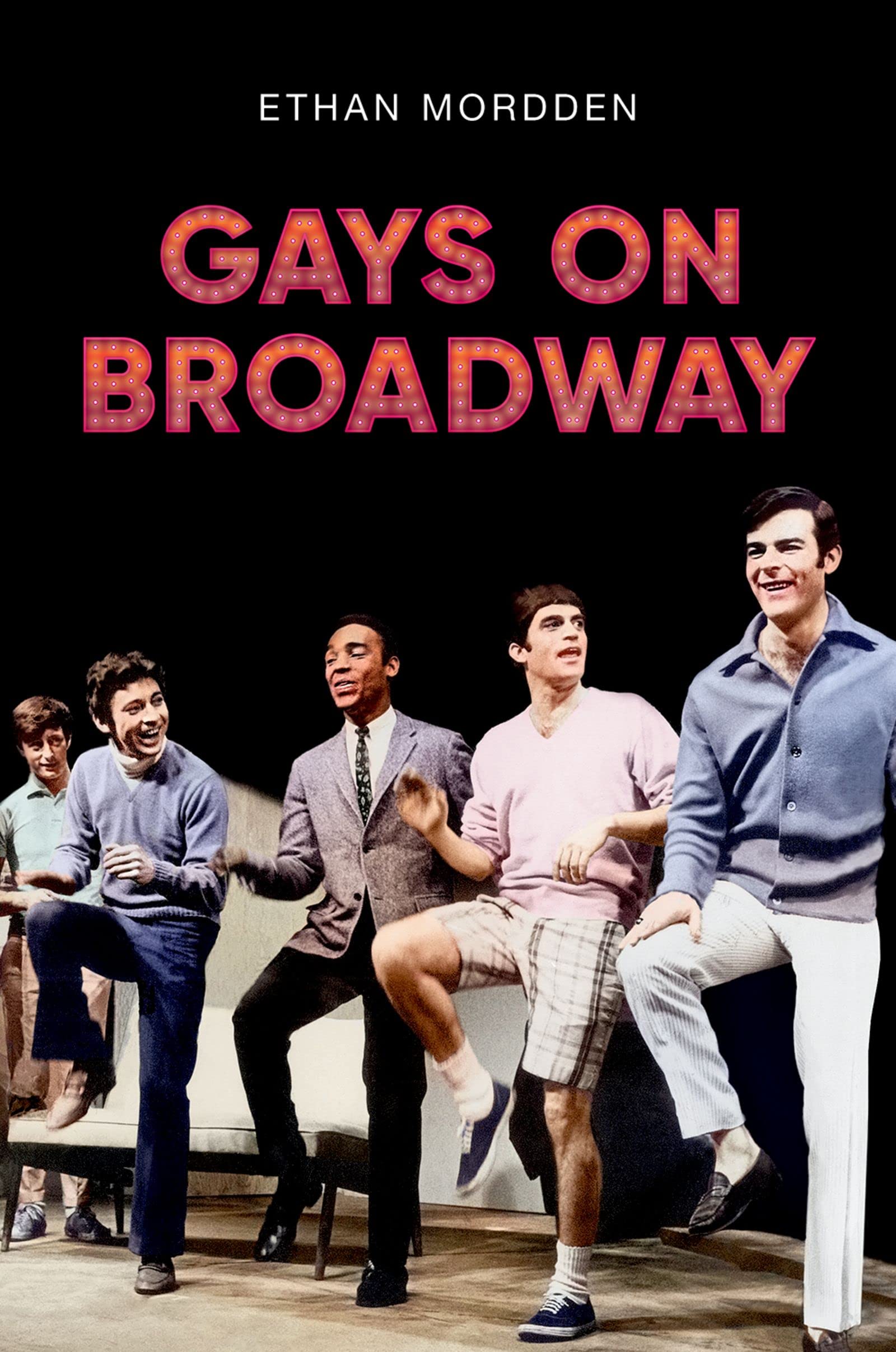 Gays on Broadway livre anglais : l'histoire culturelle et queer du théâtre musical américain