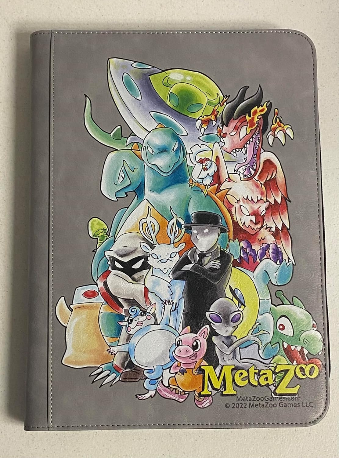 MetaZoo UFO Card Binder 9-Pocket, 20 Pages, 360 Card Capacity