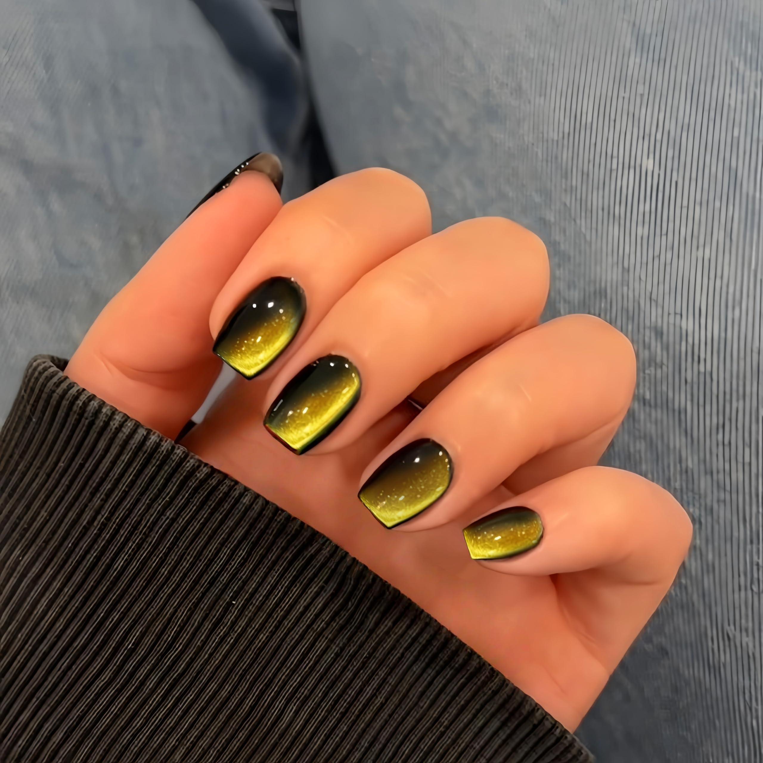 KQueenest Gold Cat Eye Press on Nails Short, 30 Pcs Chrome Press on Nails Square, Sparkly Glitter Black Fake Nails Press on Short, Reusable Soft Gel